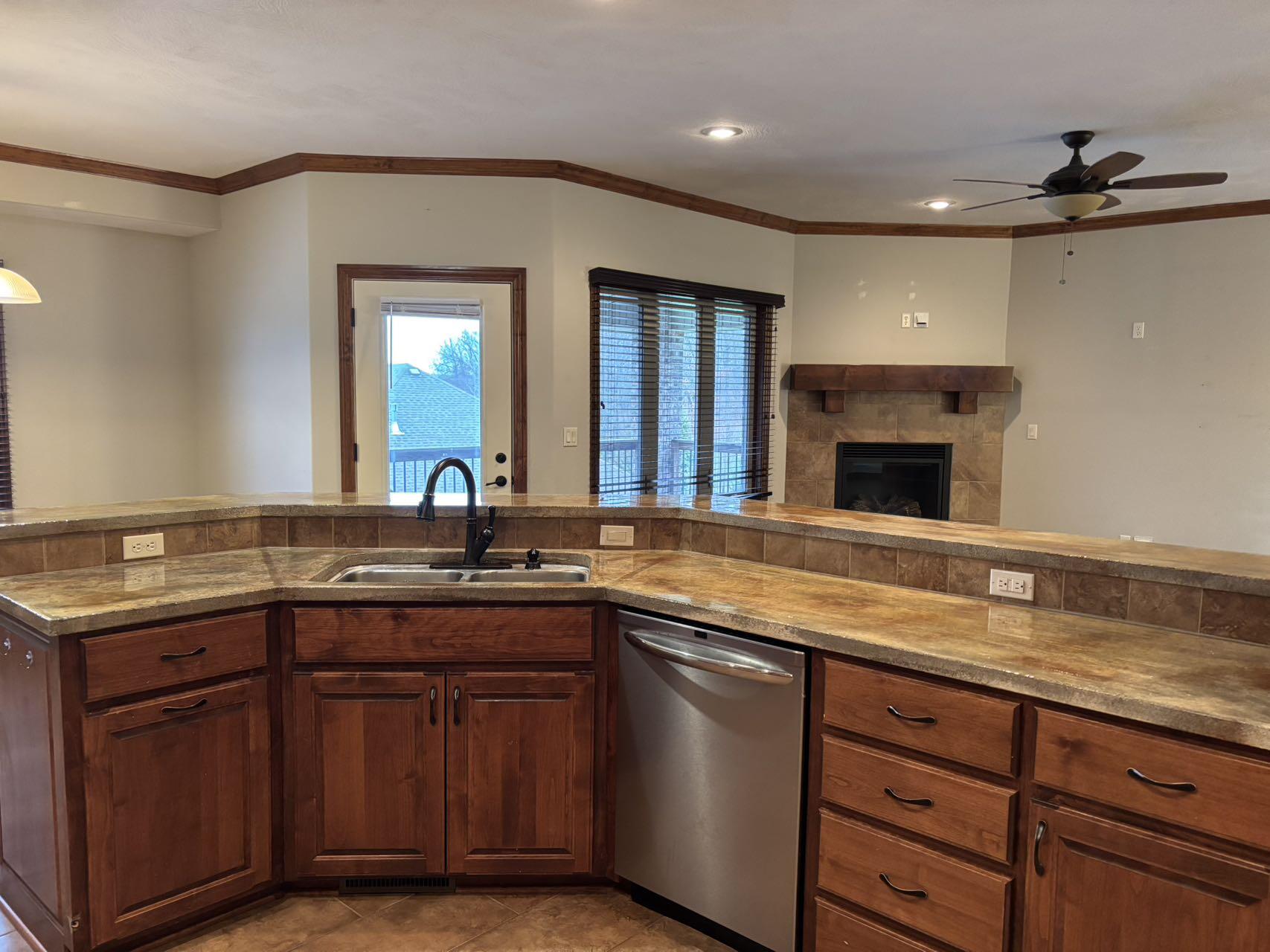 5530 South Ridge Top Avenue Property Photo 17