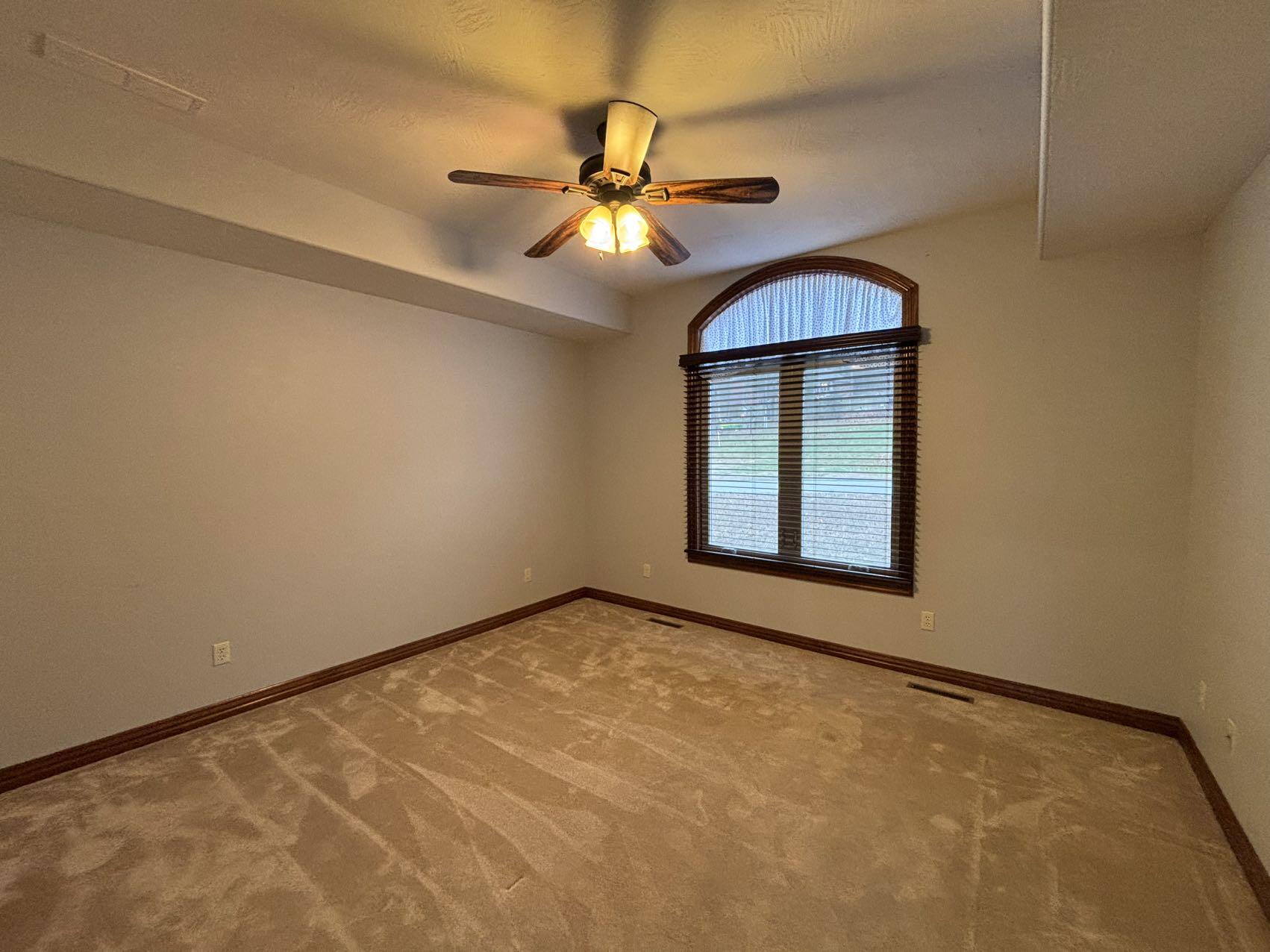 5530 South Ridge Top Avenue Property Photo 30