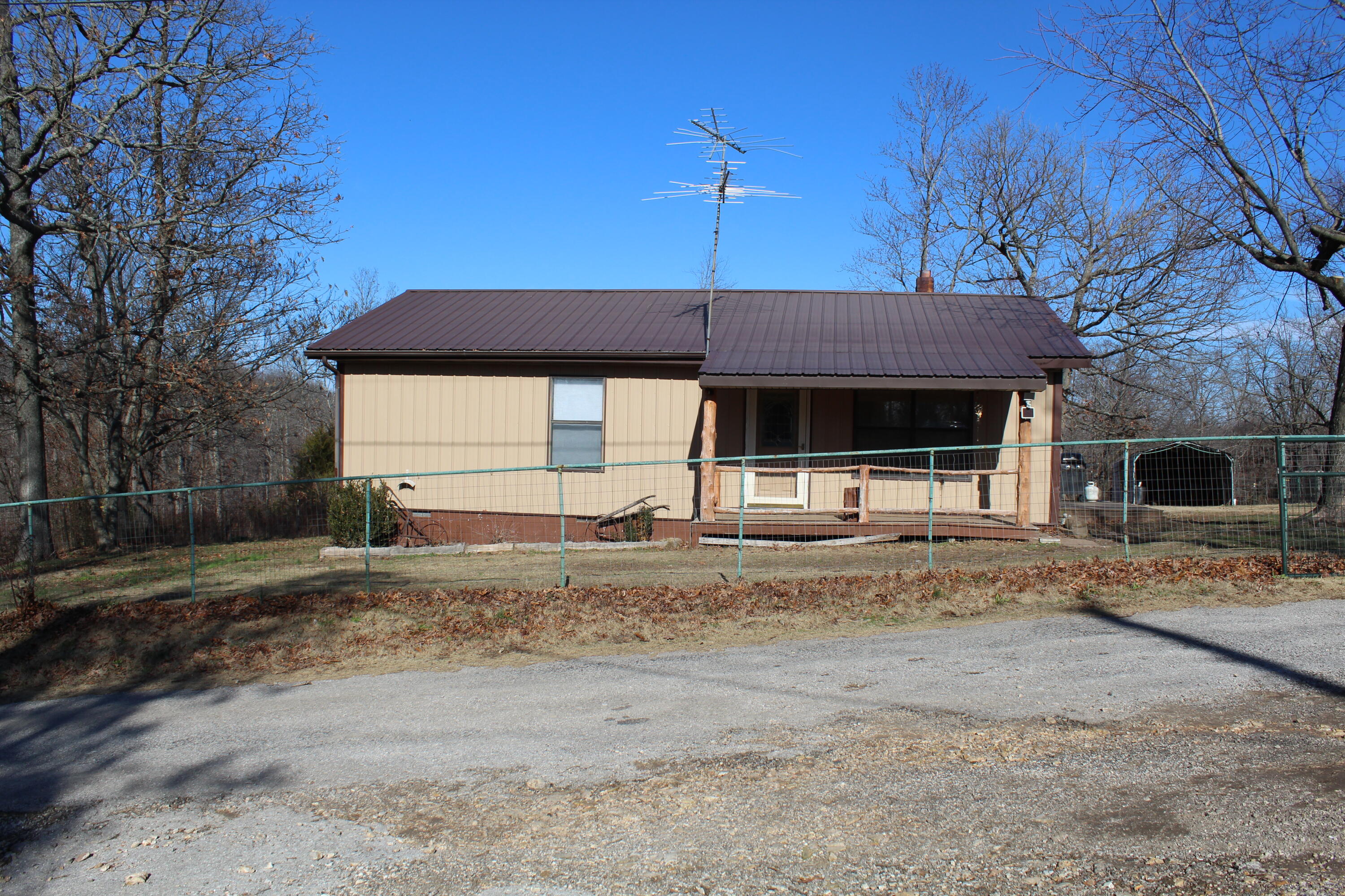 10328 Farm Rd 1102 Property Photo 2