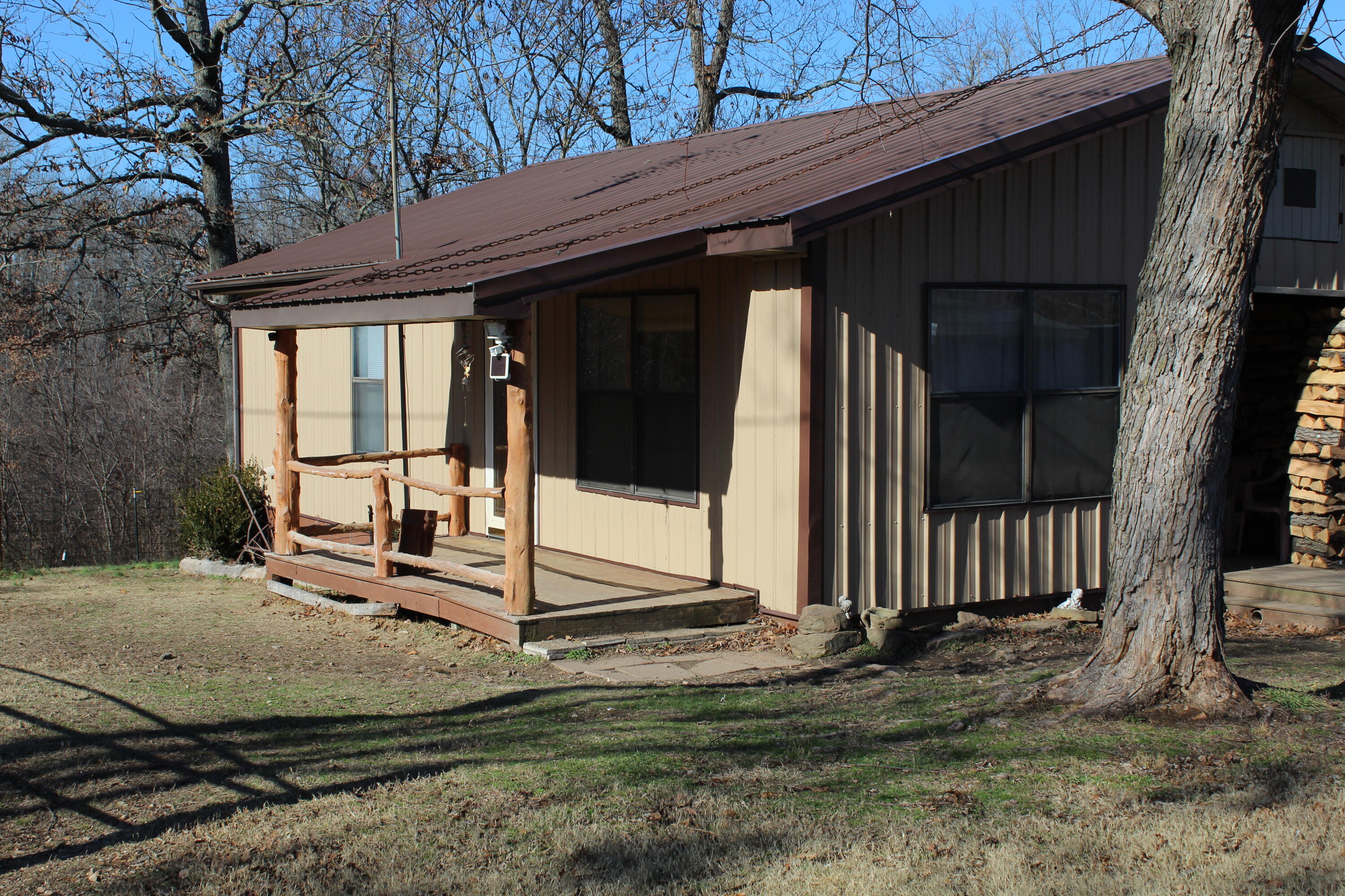 10328 Farm Rd 1102 Property Photo 3