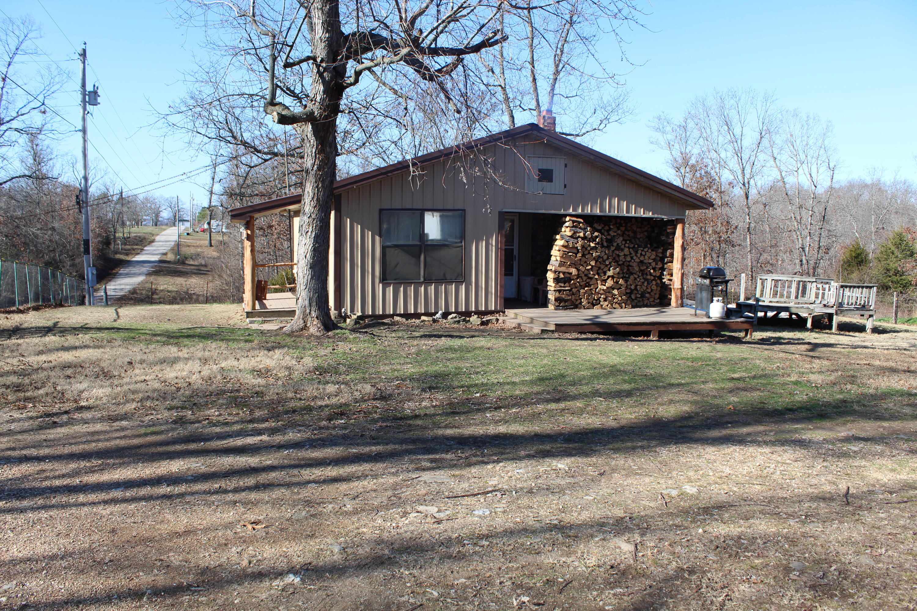 10328 Farm Rd 1102 Property Photo 4