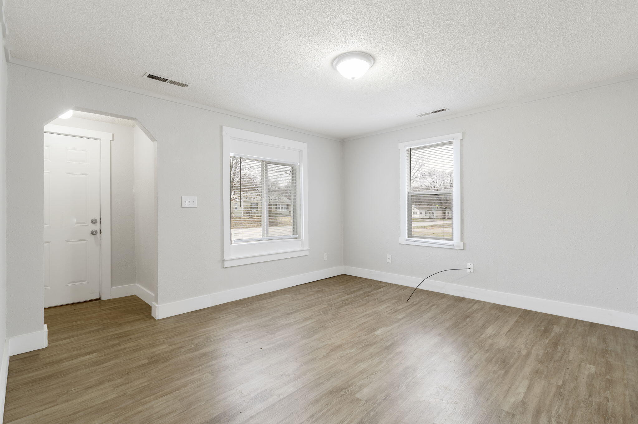 229 North Scenic Avenue Property Photo 7