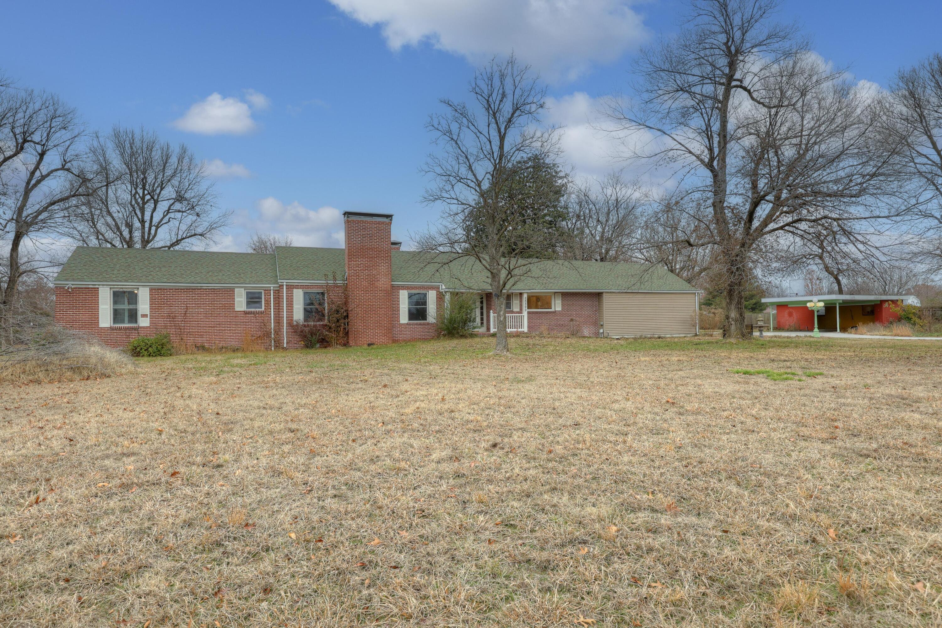 25399 Demott Drive Property Photo 1