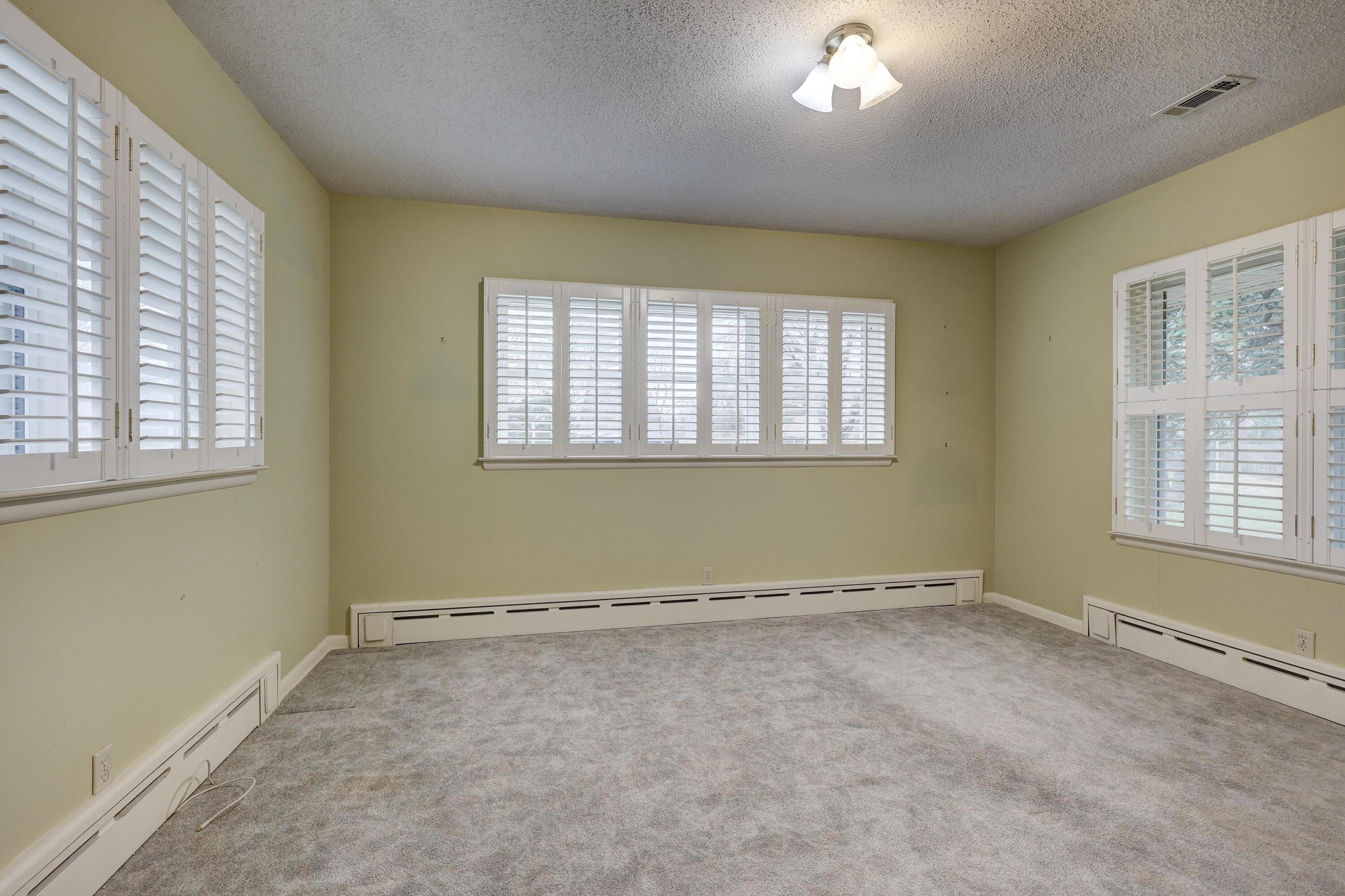 25399 Demott Drive Property Photo 28