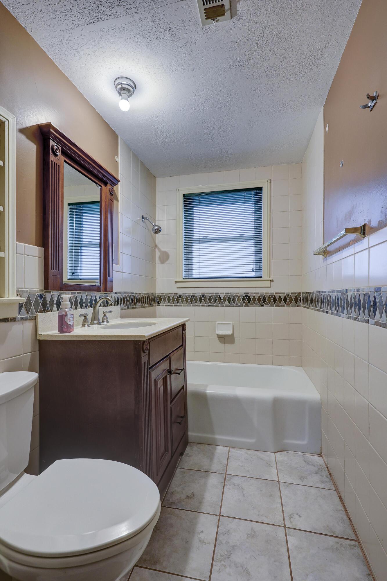 25399 Demott Drive Property Photo 41
