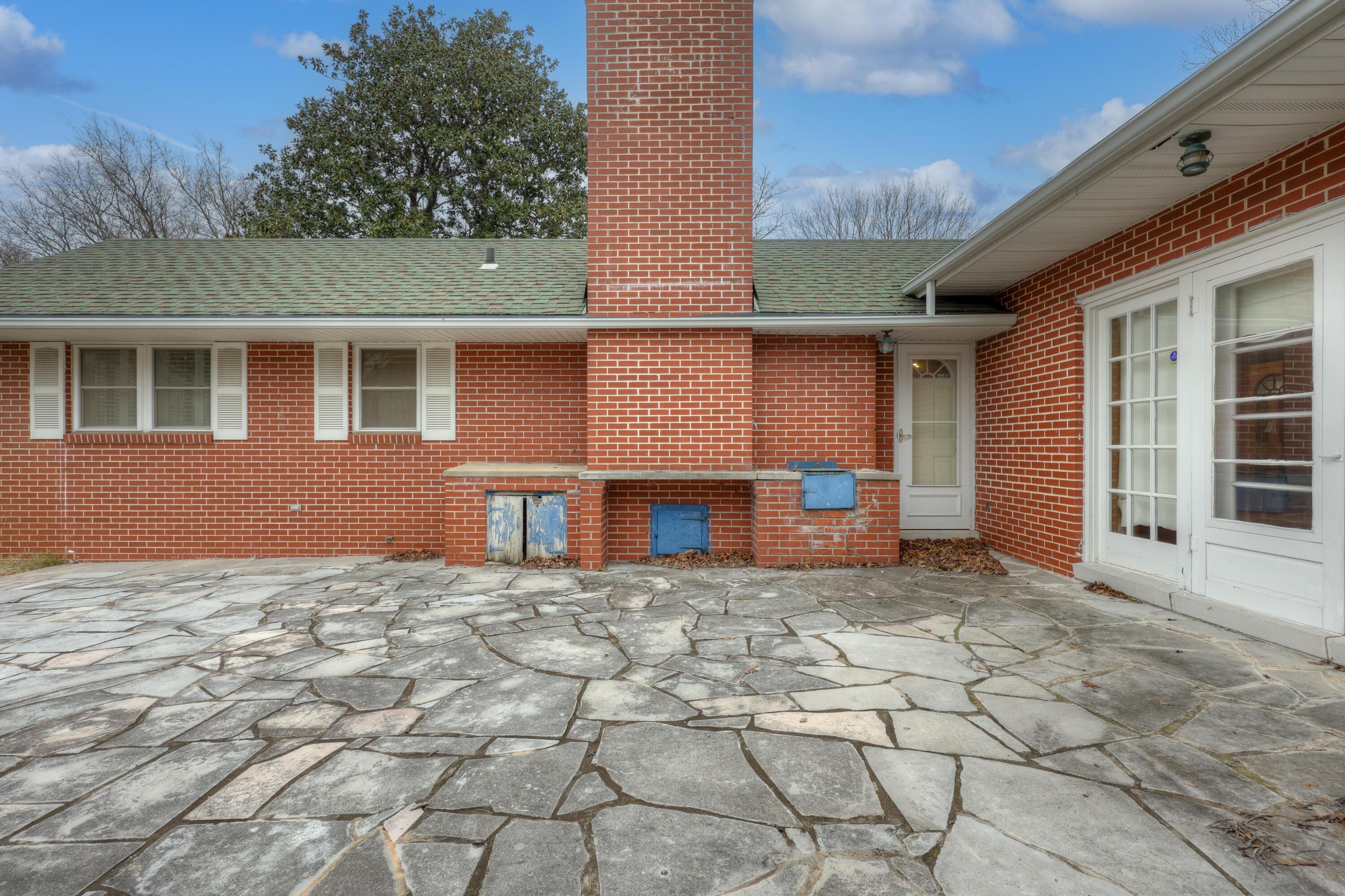 25399 Demott Drive Property Photo 55