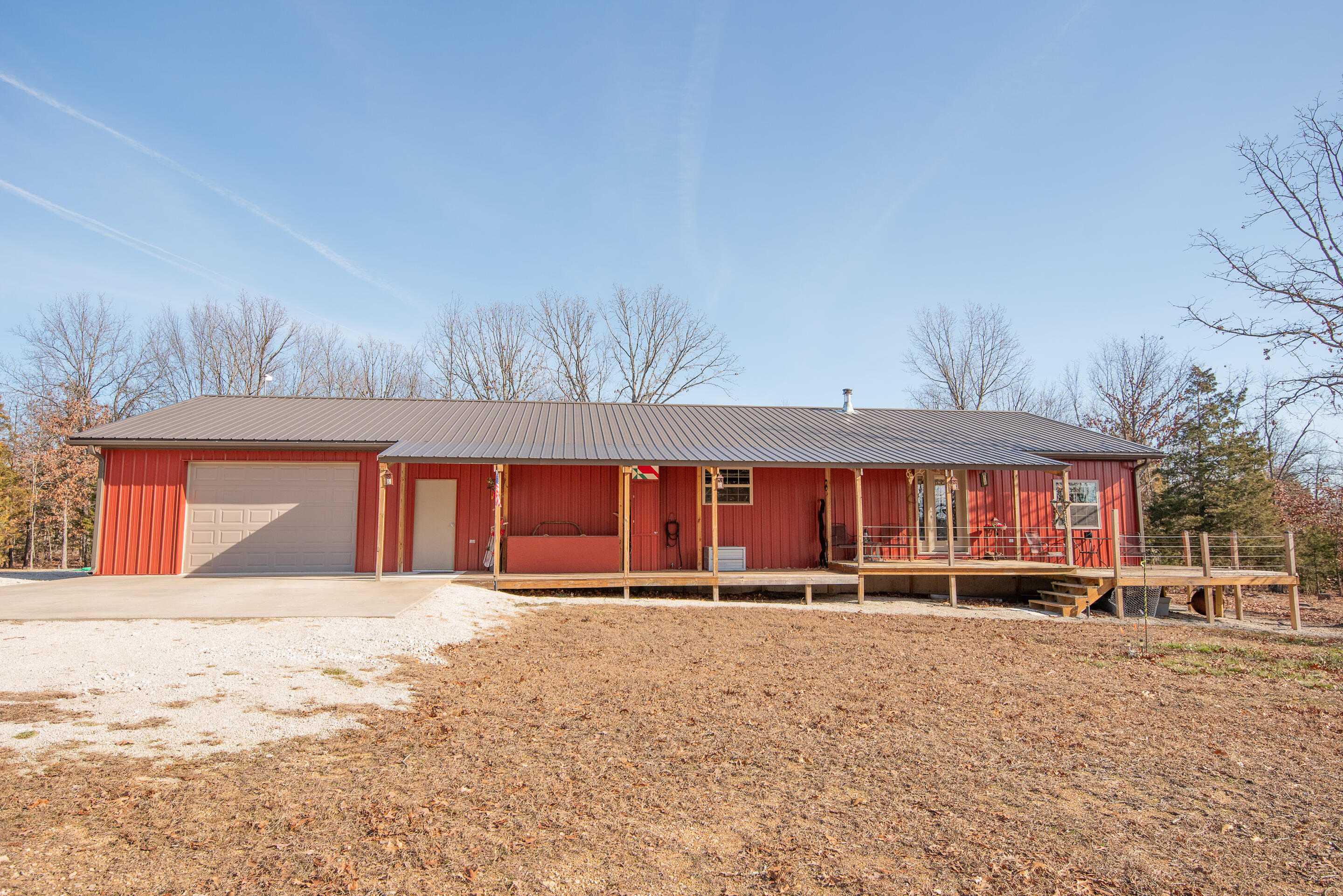 95 Deerfield Lane Property Photo 1