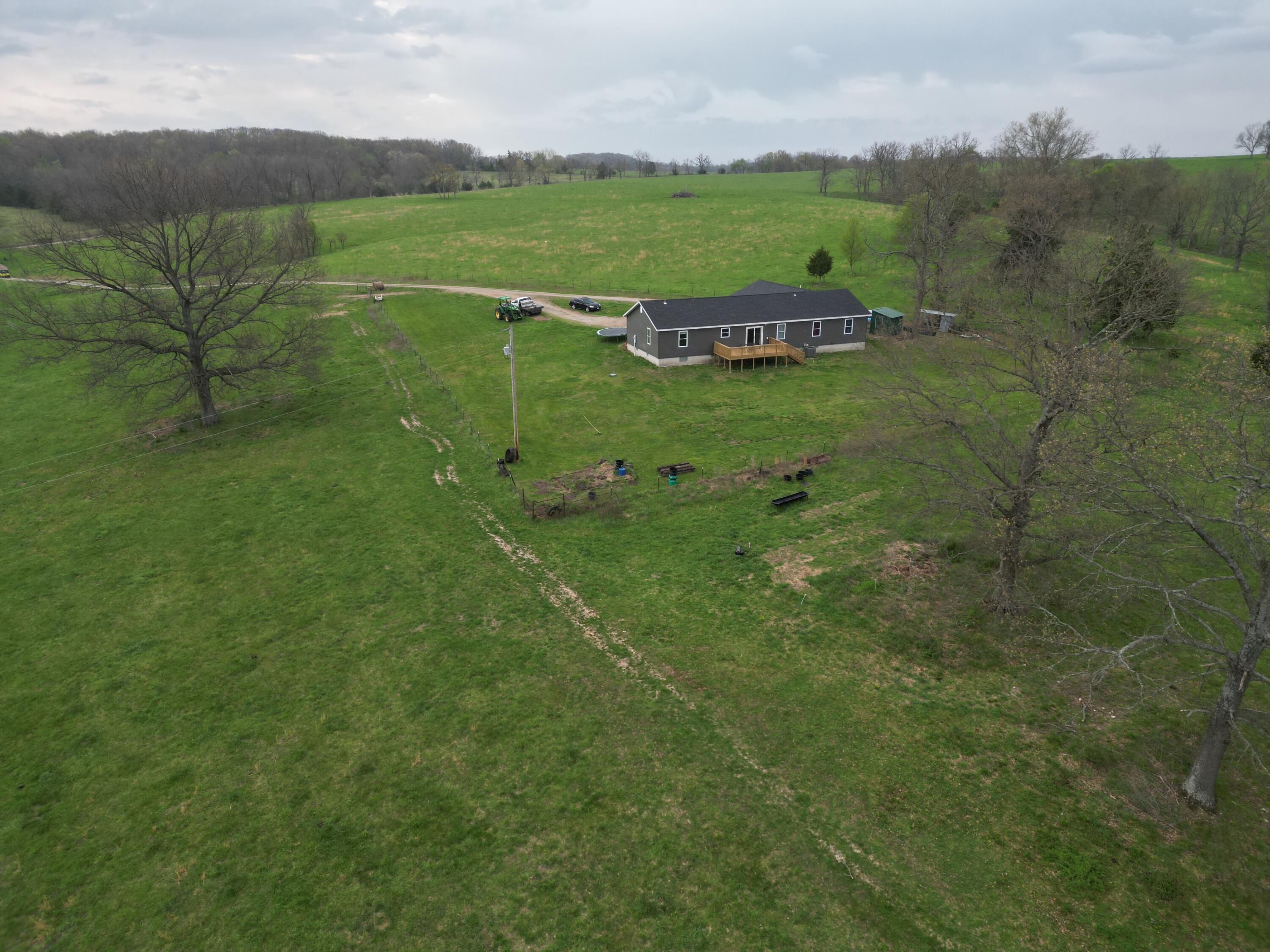 12510 Cr 503 Property Photo 4