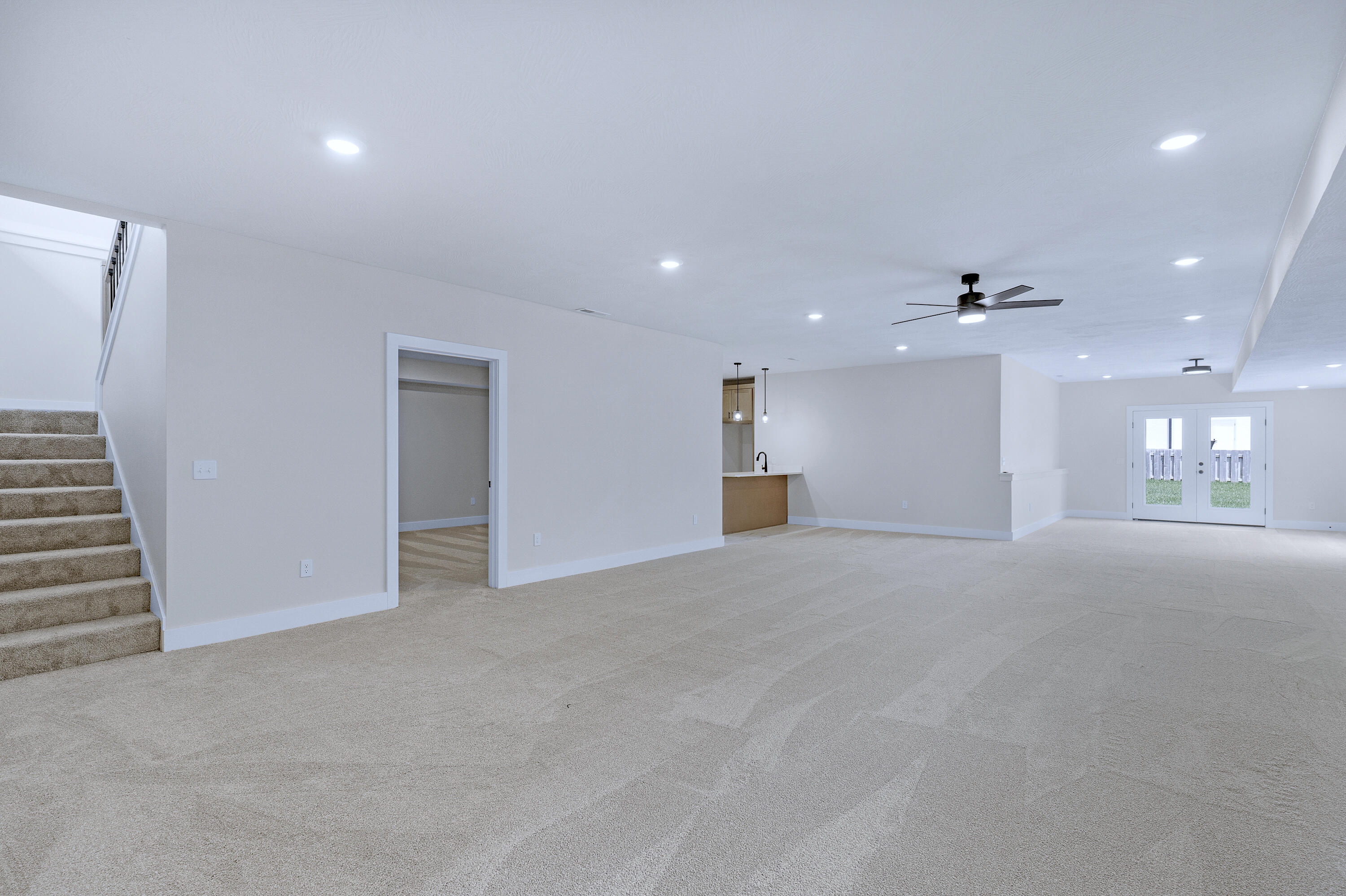 702 South Thornridge Drive Property Photo 32