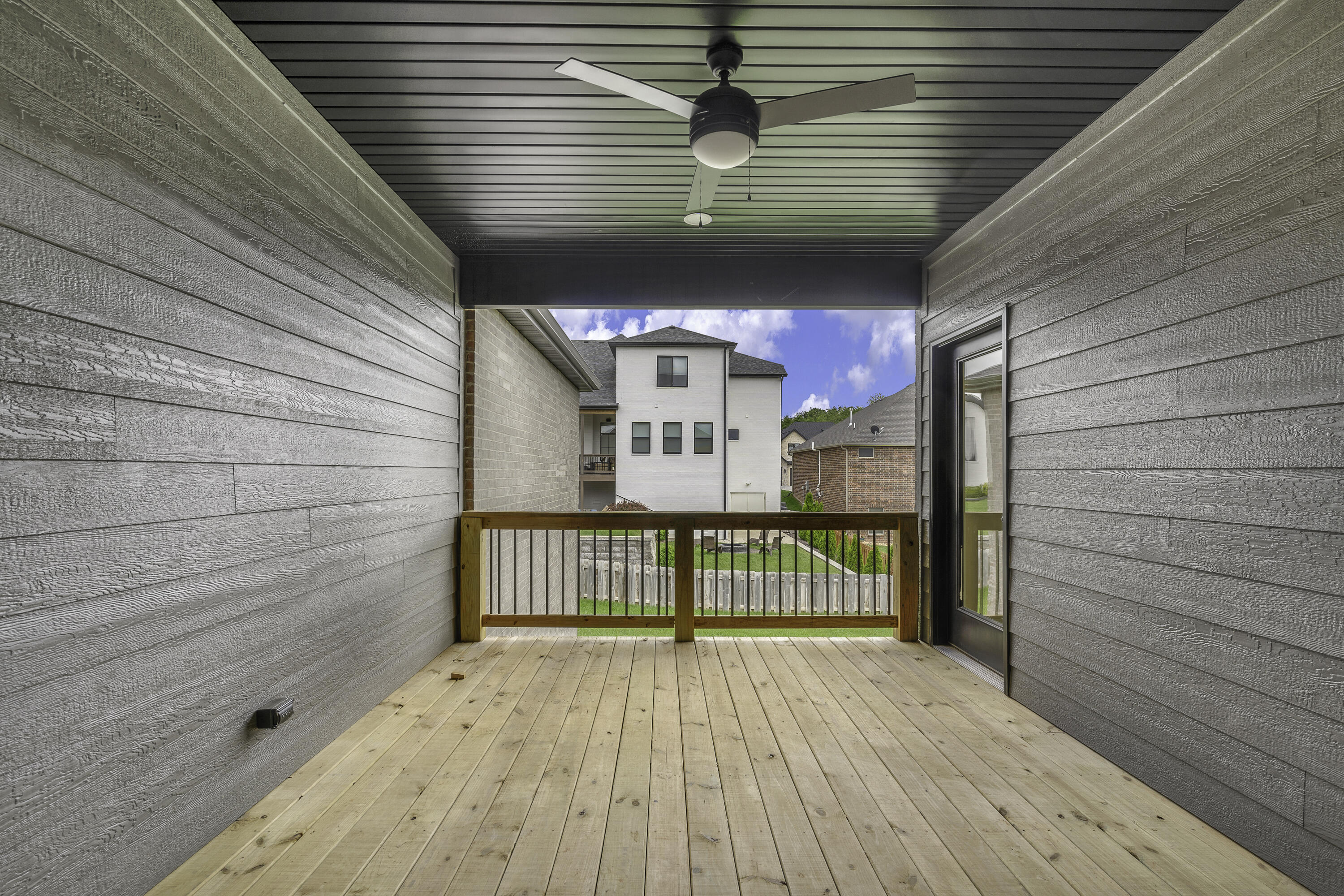 702 South Thornridge Drive Property Photo 36