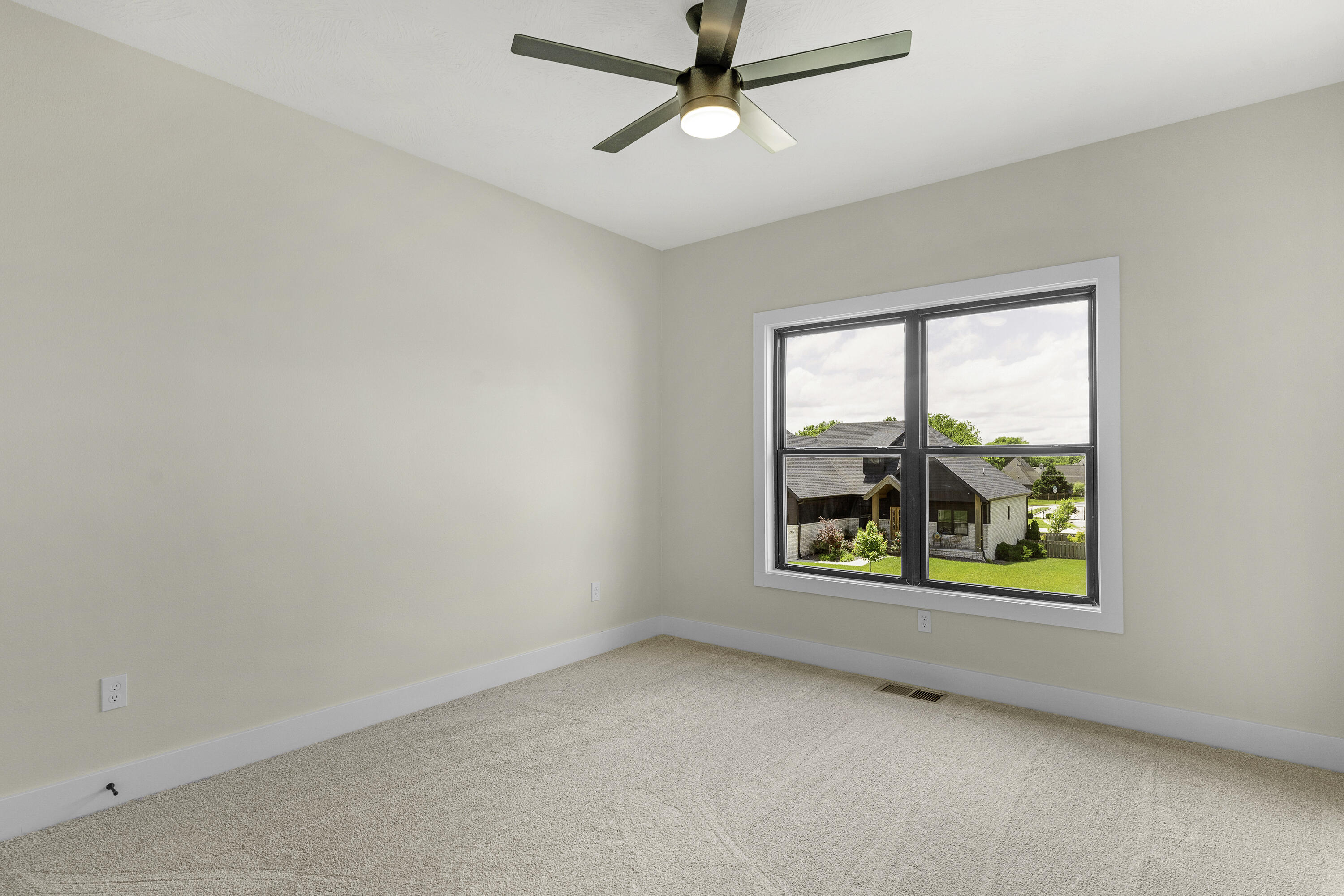 702 South Thornridge Drive Property Photo 37