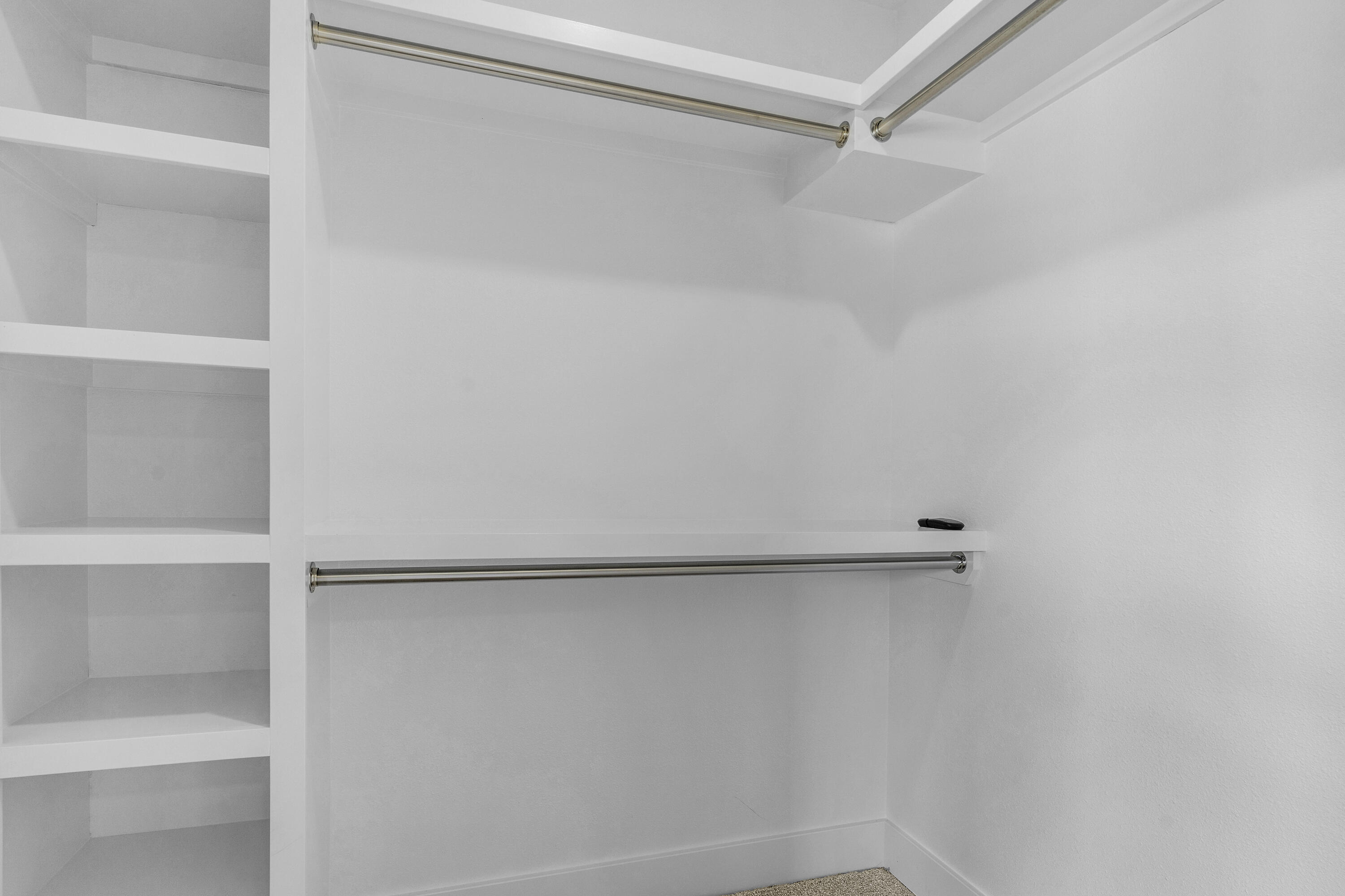 702 South Thornridge Drive Property Photo 40