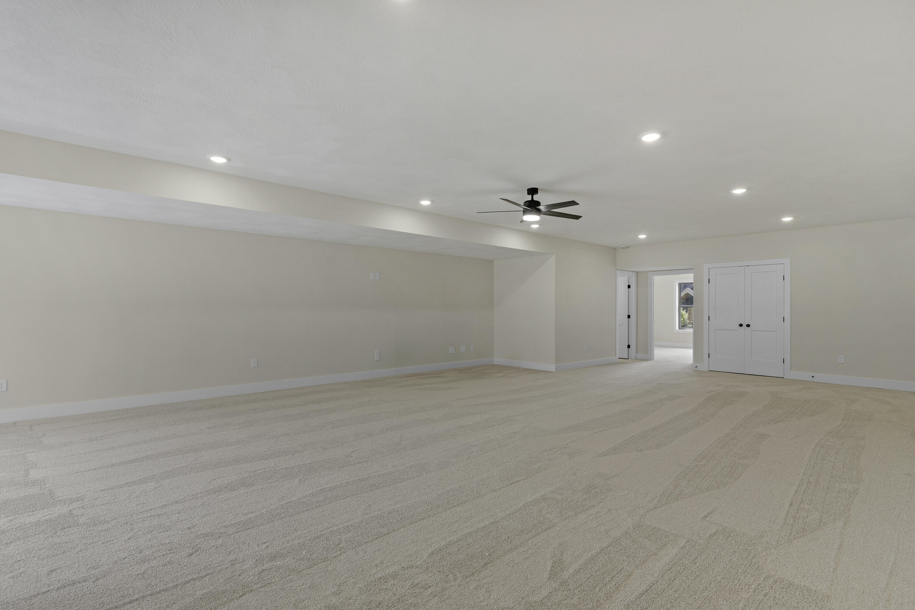 702 South Thornridge Drive Property Photo 47
