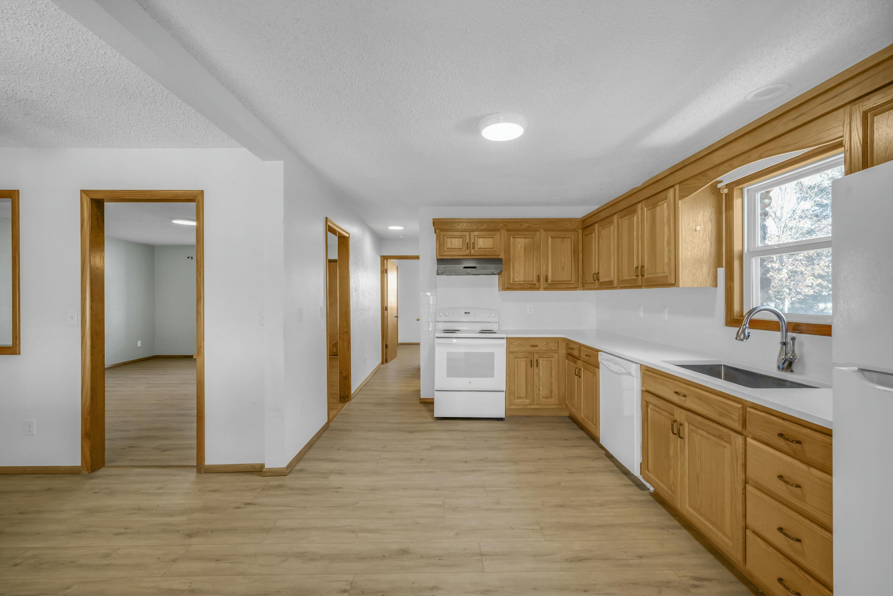 1871 Industrial Drive Property Photo 8