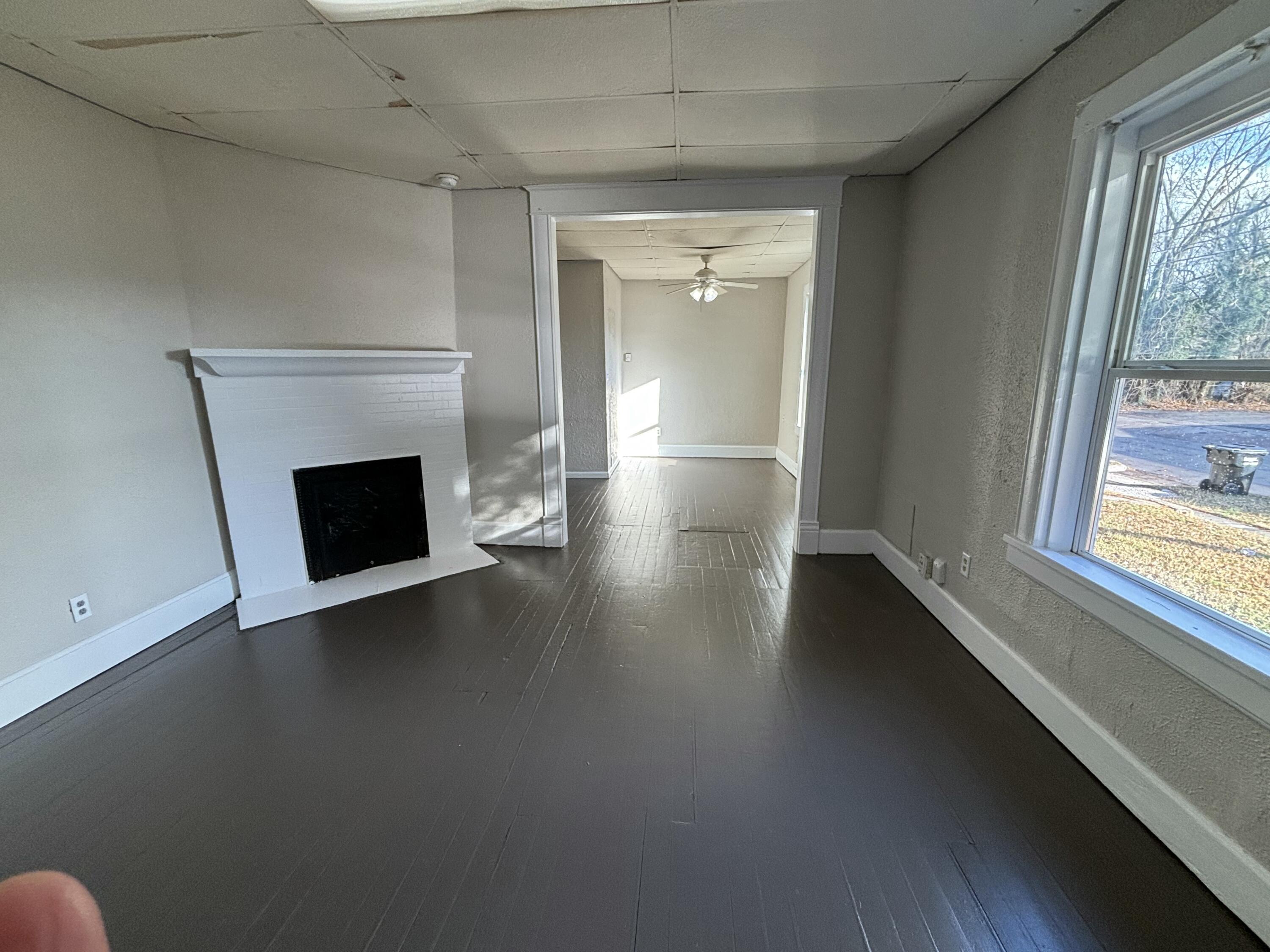 1202 North Grant Avenue Property Photo 2