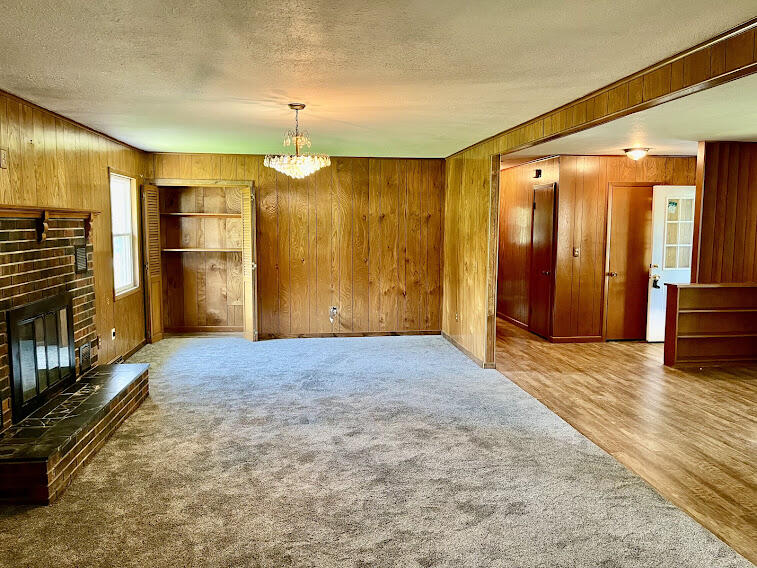 101 Brite Circle Drive Property Photo 6