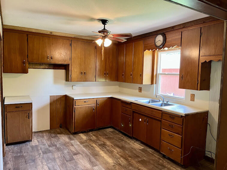 101 Brite Circle Drive Property Photo 8
