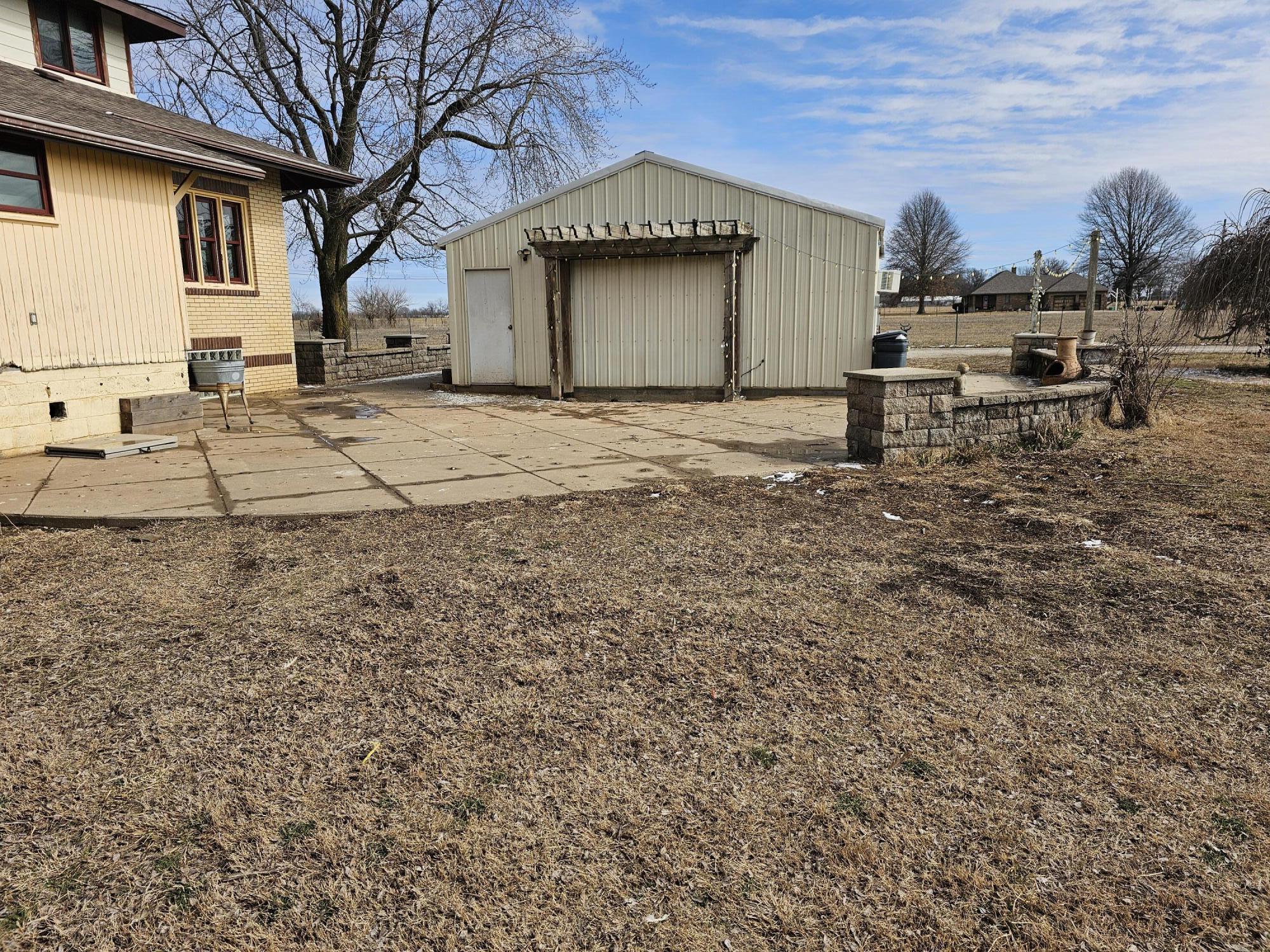 1904 Barnett Road Property Photo 8