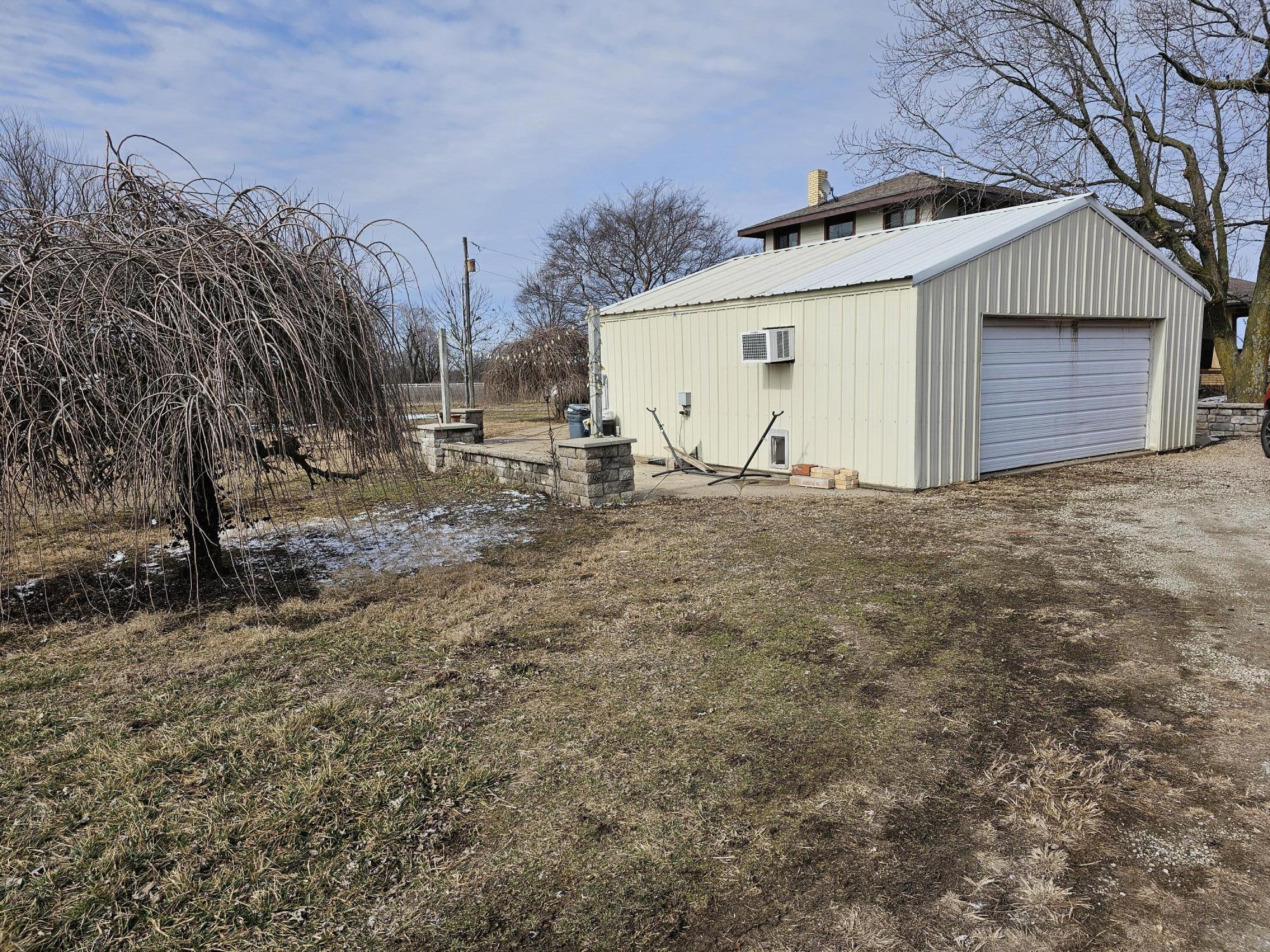 1904 Barnett Road Property Photo 9