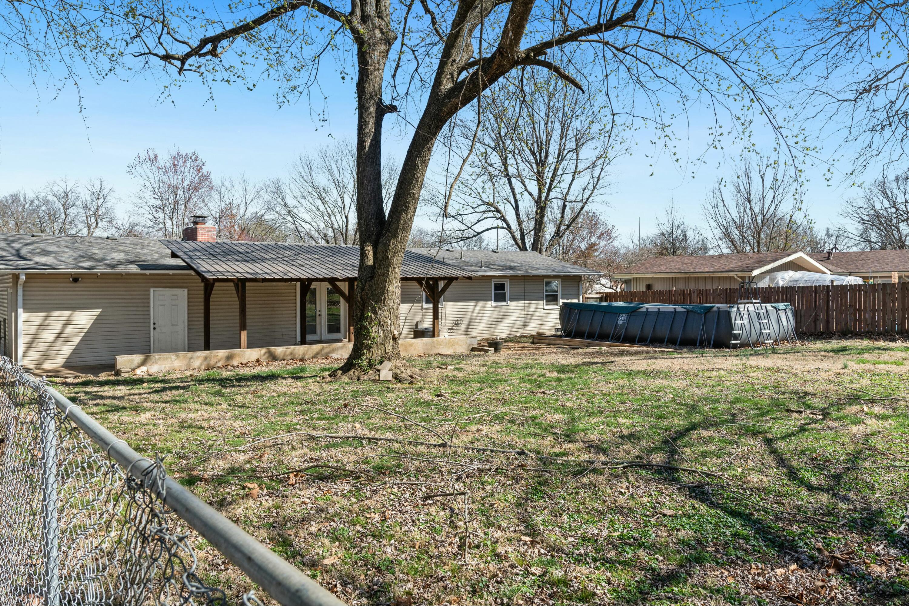 2107 South Oak Grove Avenue Property Photo 26
