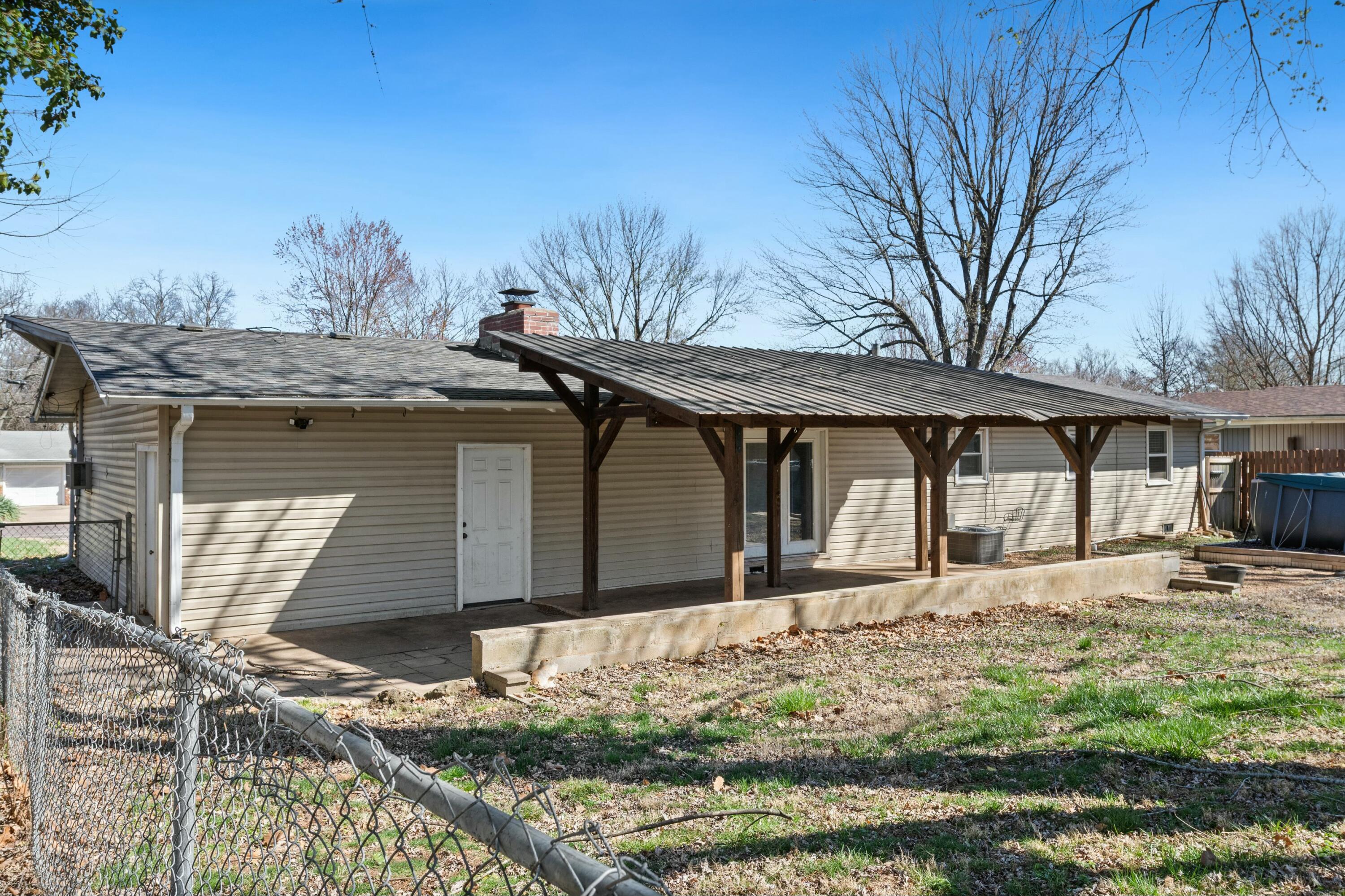 2107 South Oak Grove Avenue Property Photo 27