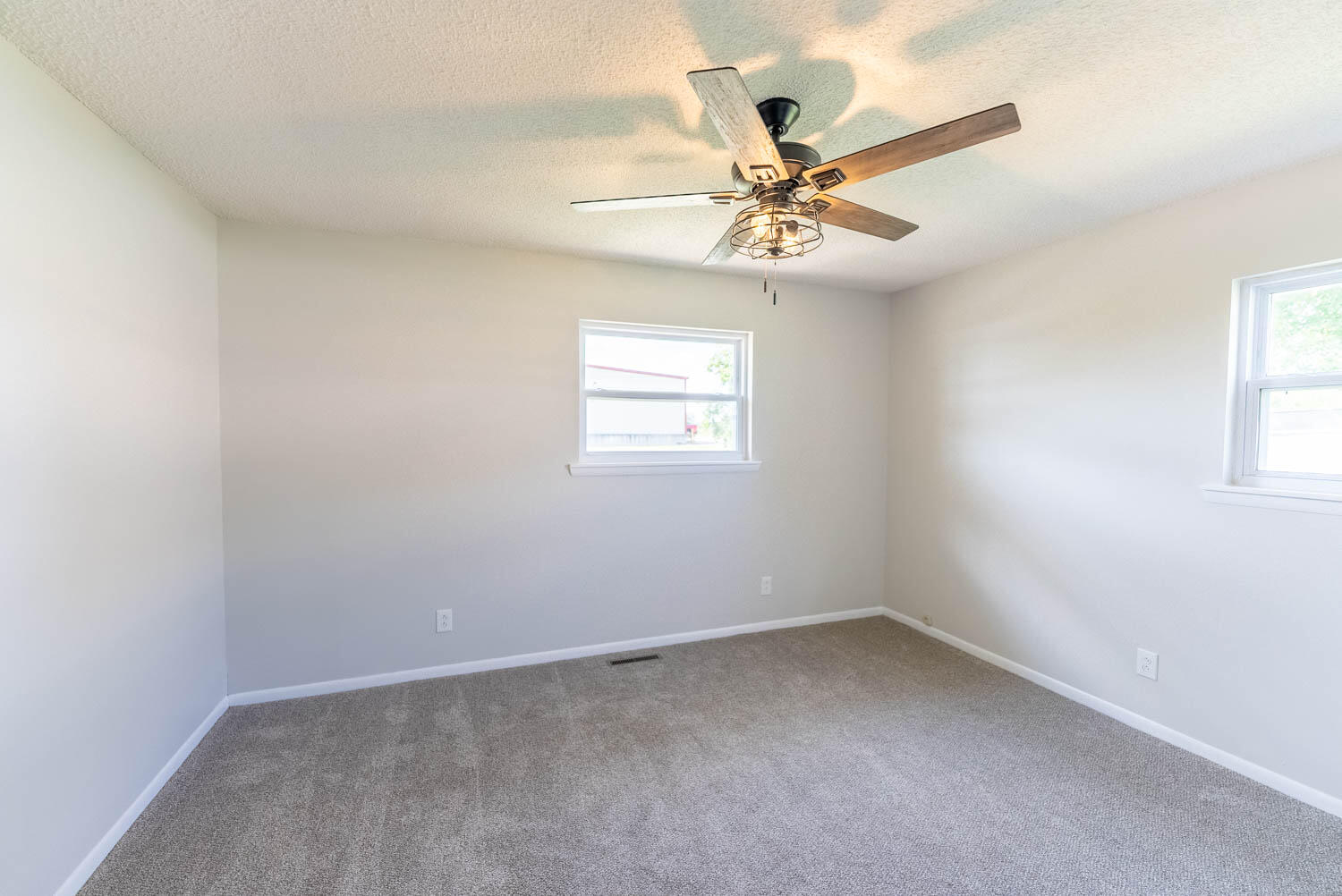 1610 Good Hard Drive Property Photo 22