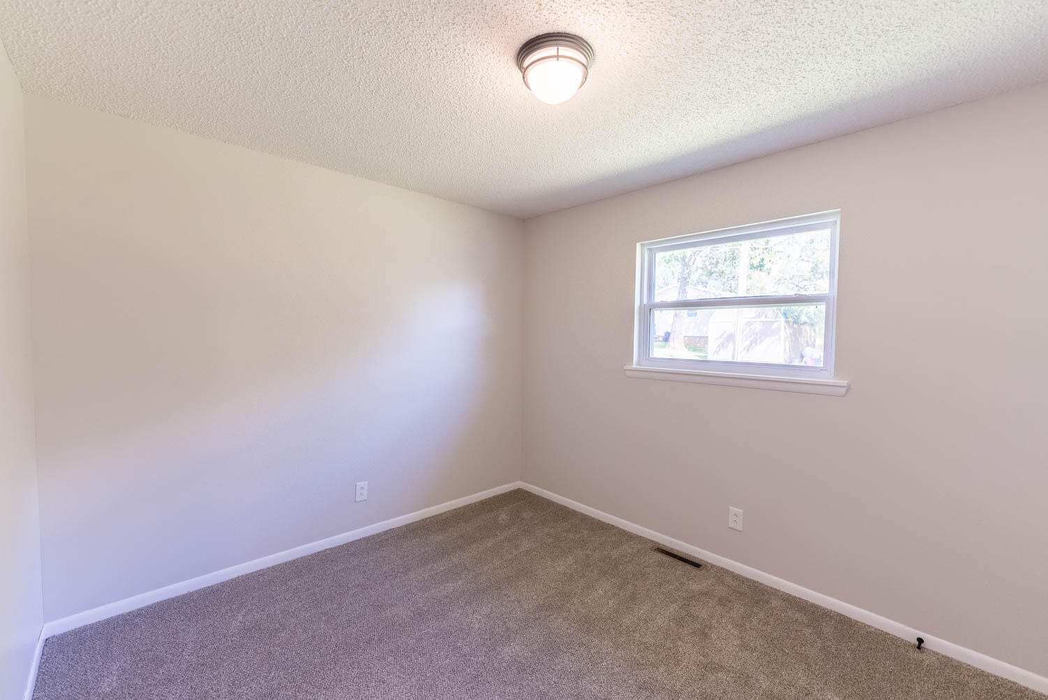 1610 Good Hard Drive Property Photo 24