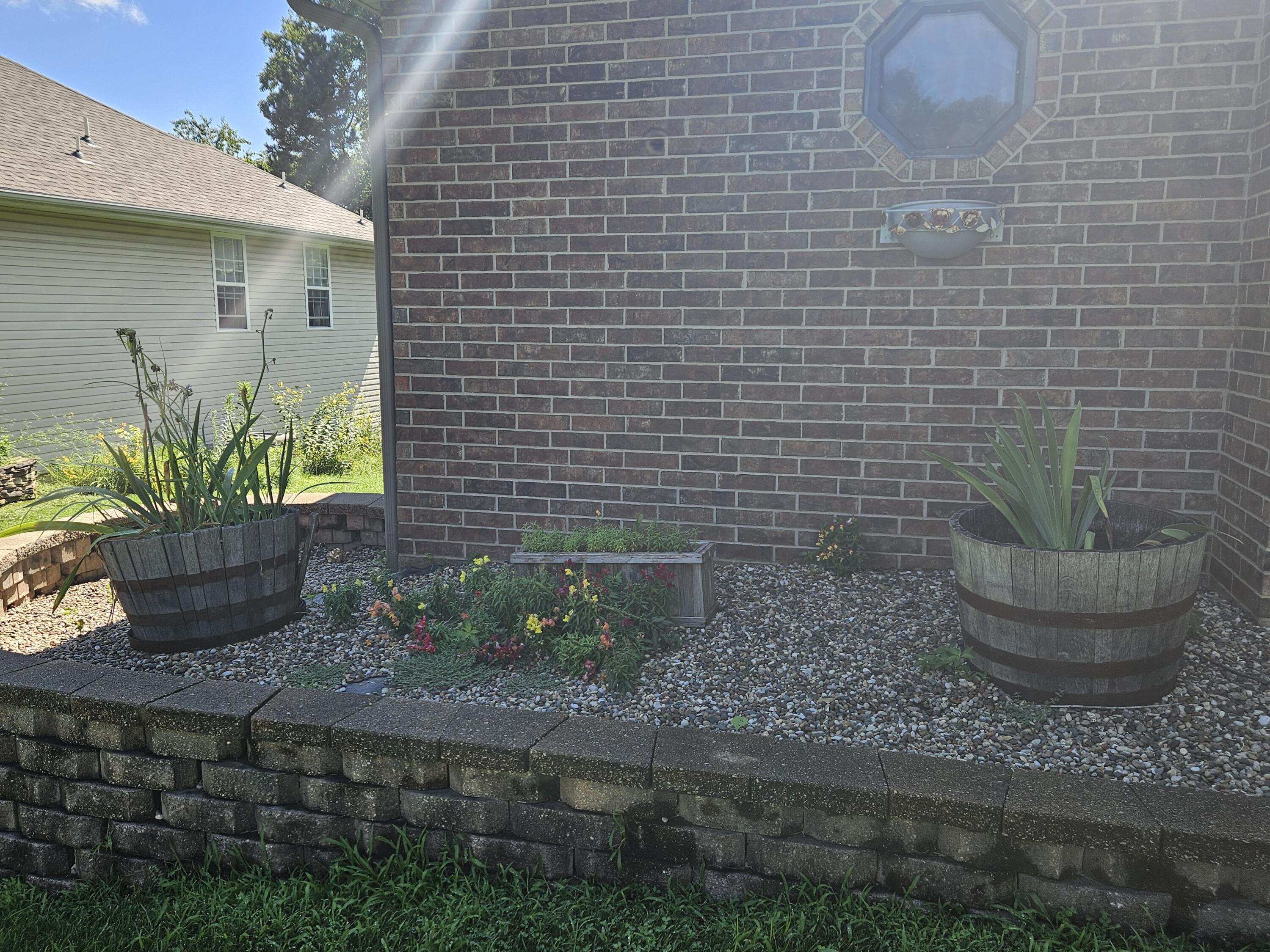 3616 North Temple Avenue Property Photo 6