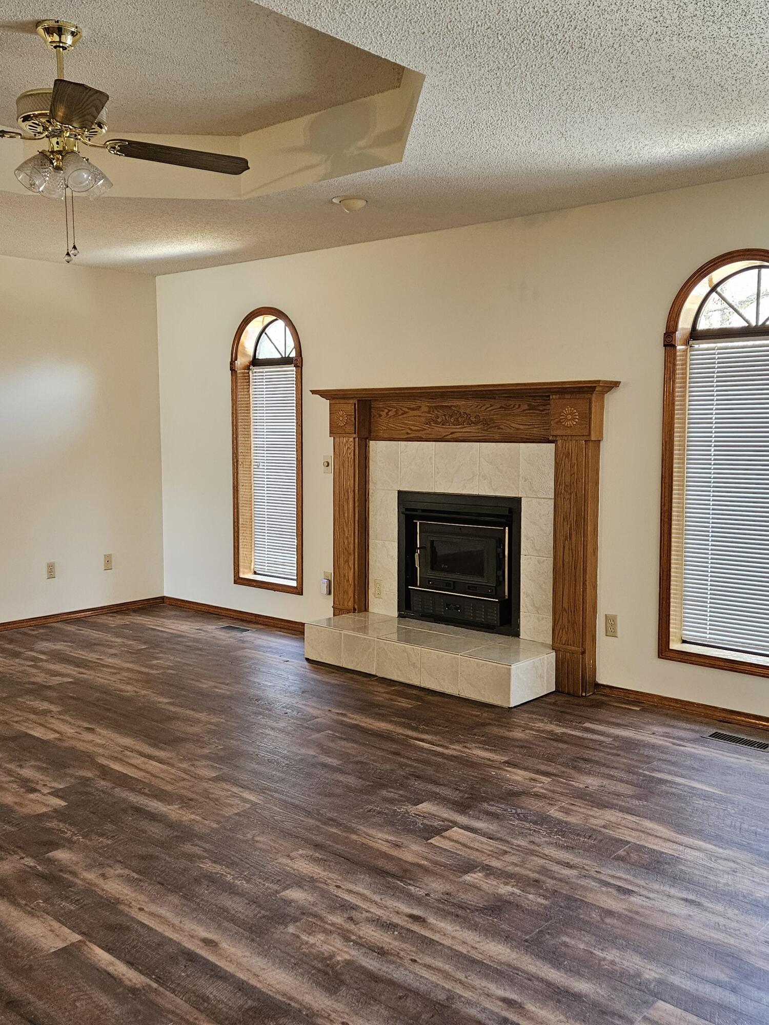 3616 North Temple Avenue Property Photo 19