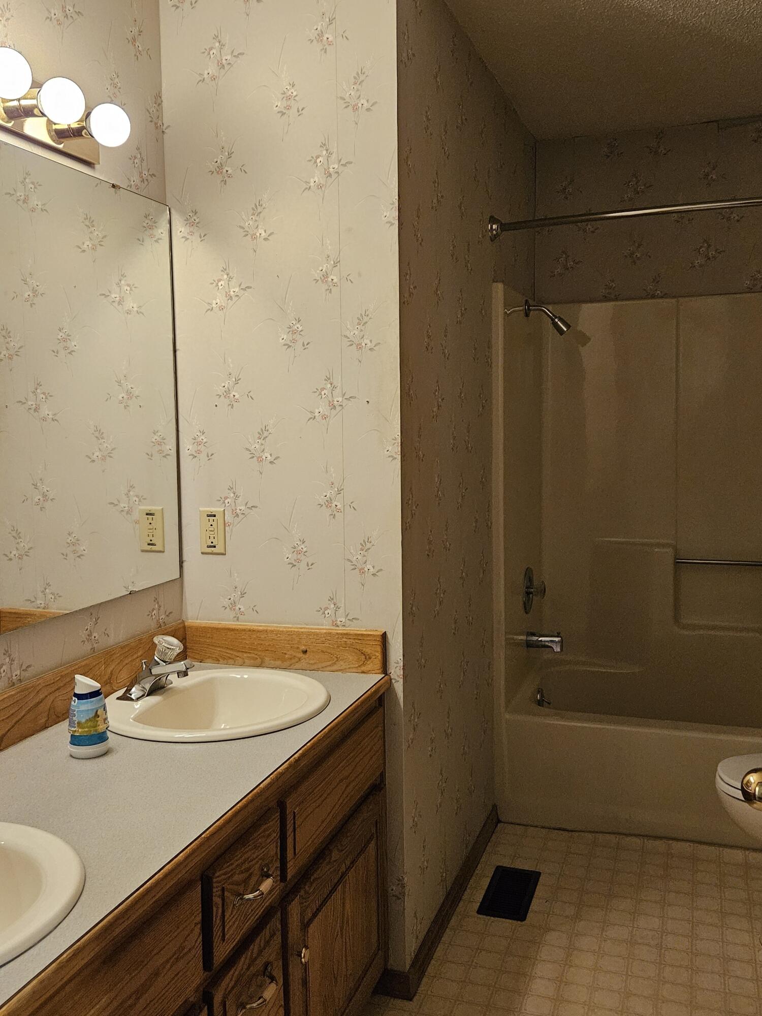 3616 North Temple Avenue Property Photo 30
