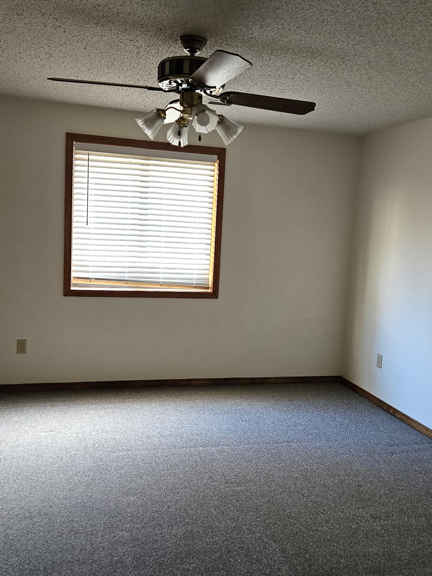 3616 North Temple Avenue Property Photo 37