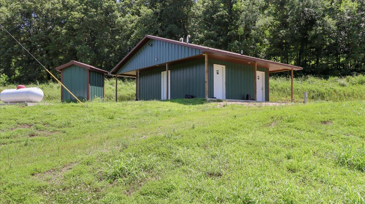 49912 East State Highway 14 Property Photo 34