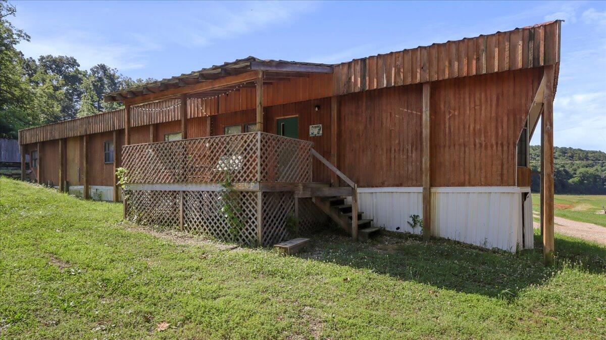 49912 East State Highway 14 Property Photo 37