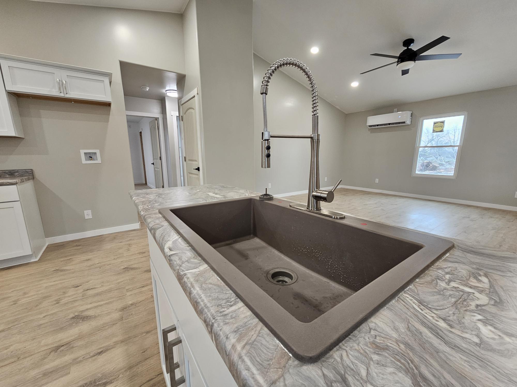 137 South Whited Street Property Photo 7