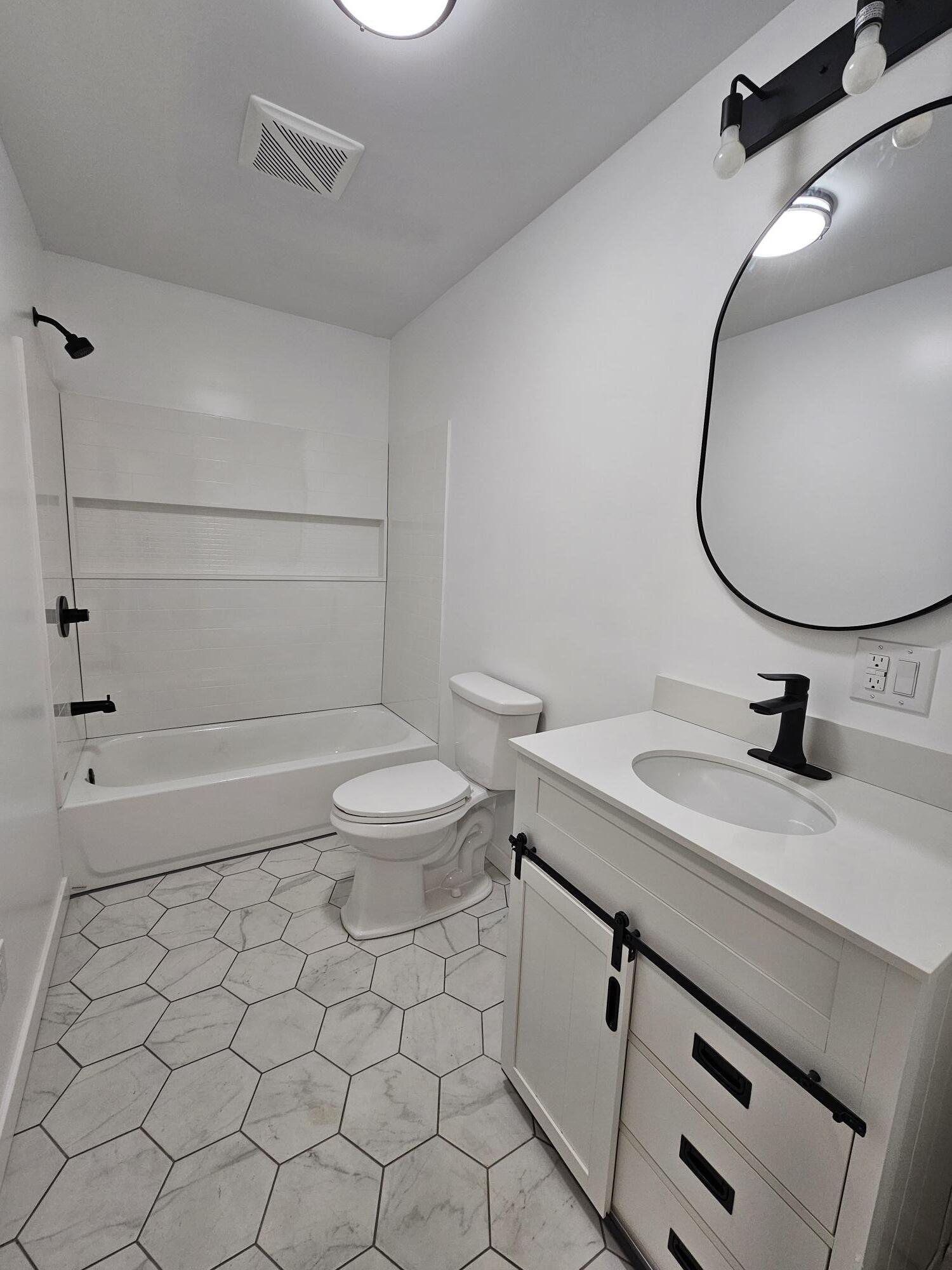 137 South Whited Street Property Photo 16