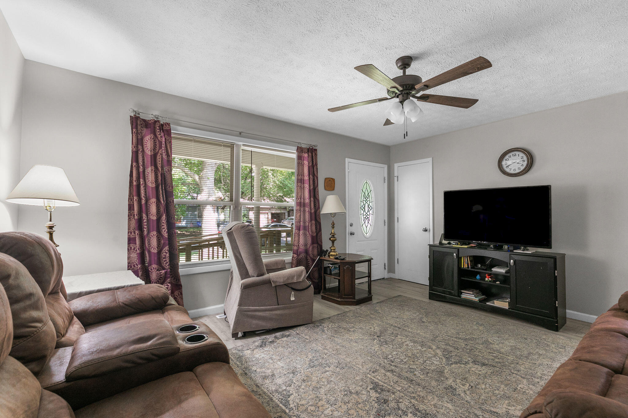 2517 South Nettleton Avenue Property Photo 4