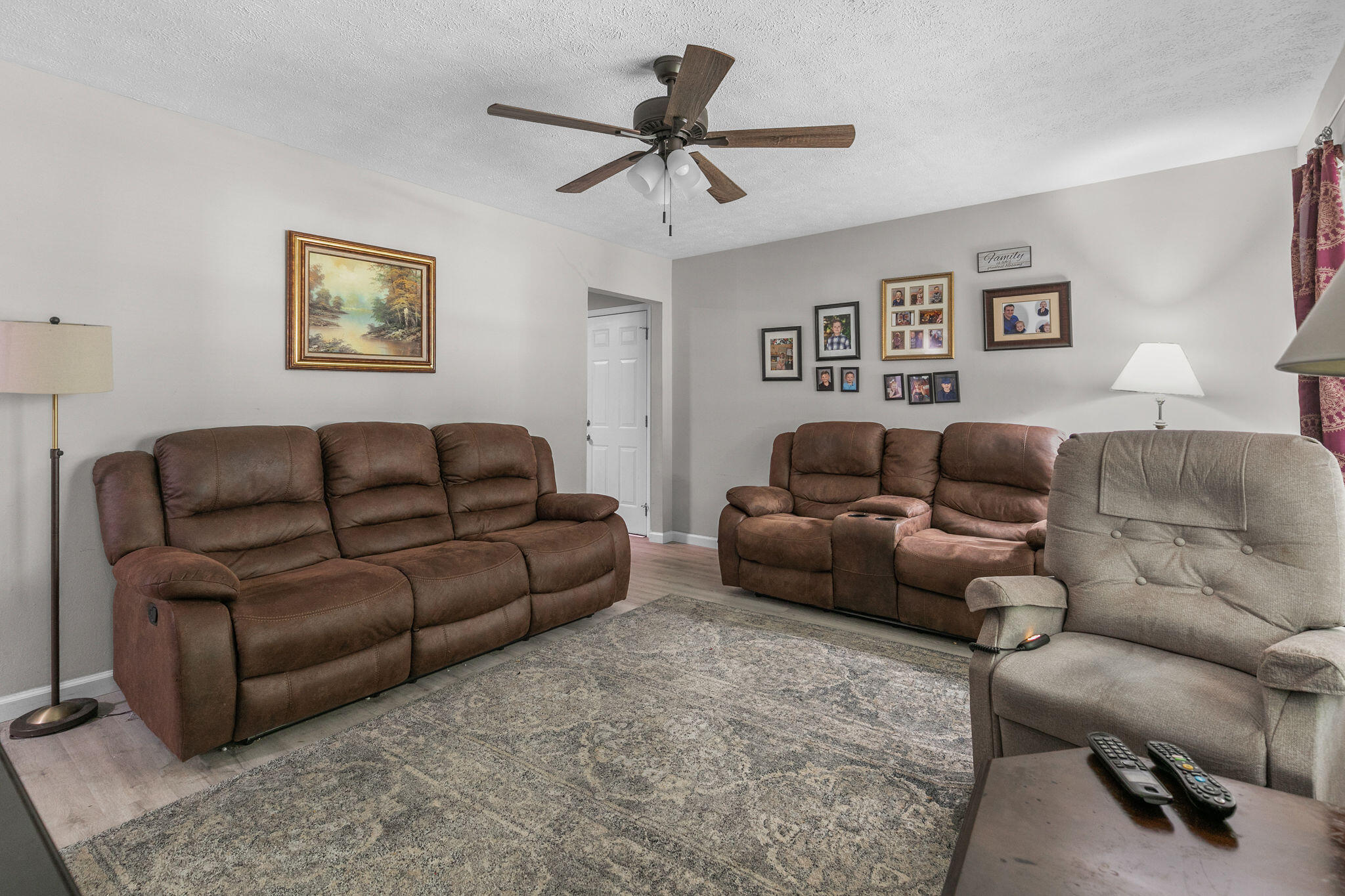 2517 South Nettleton Avenue Property Photo 6