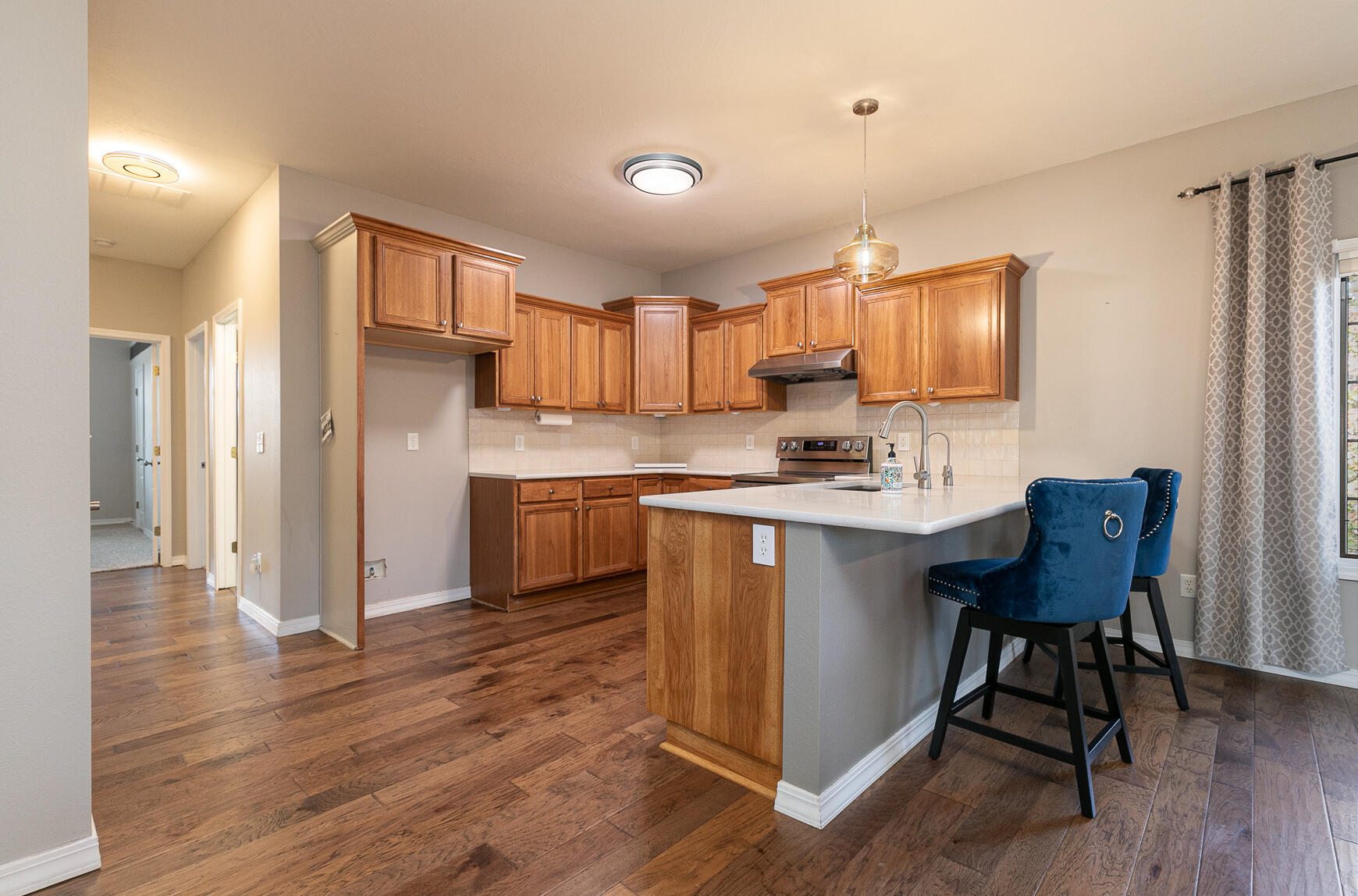 5594 South Dayton Avenue Property Photo 17