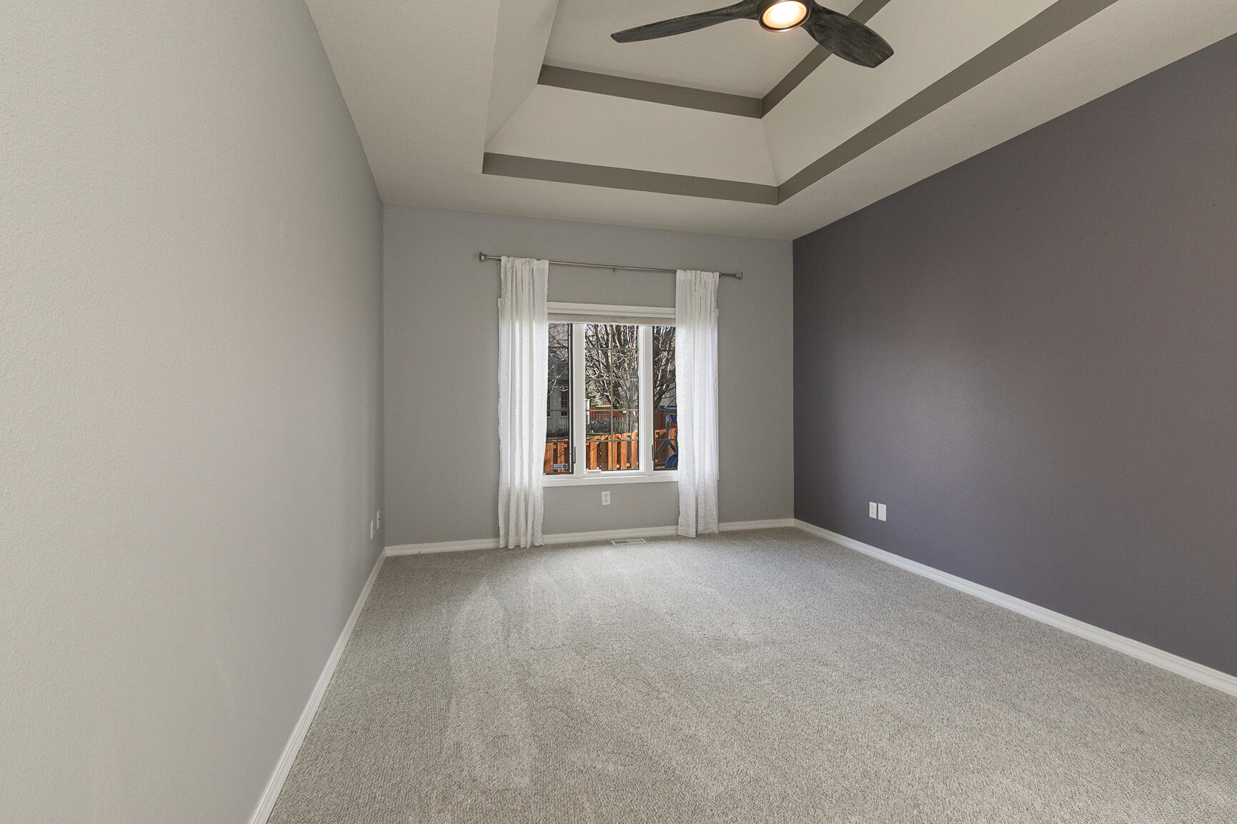 5594 South Dayton Avenue Property Photo 31