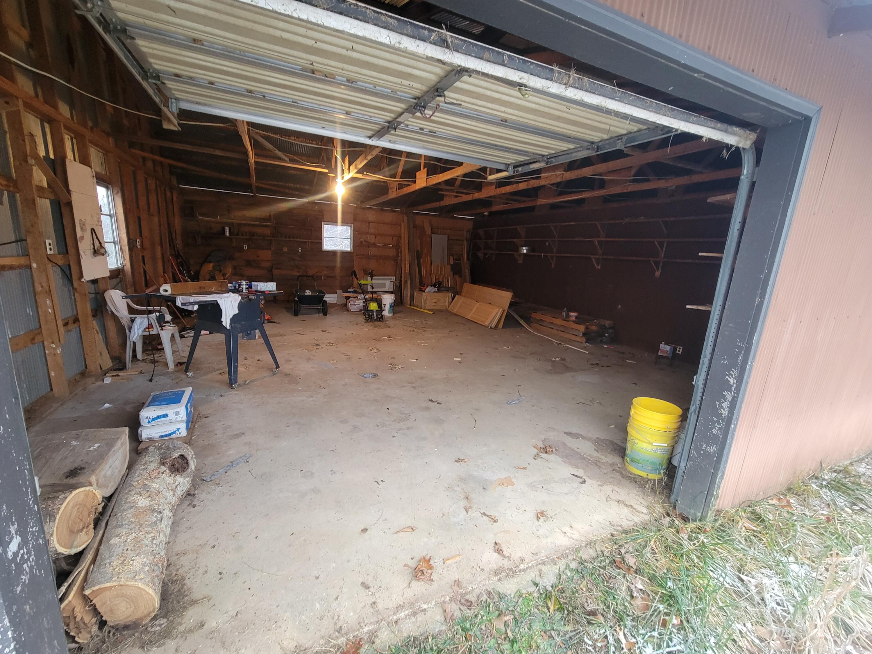 11302 County Road 456 Property Photo 28