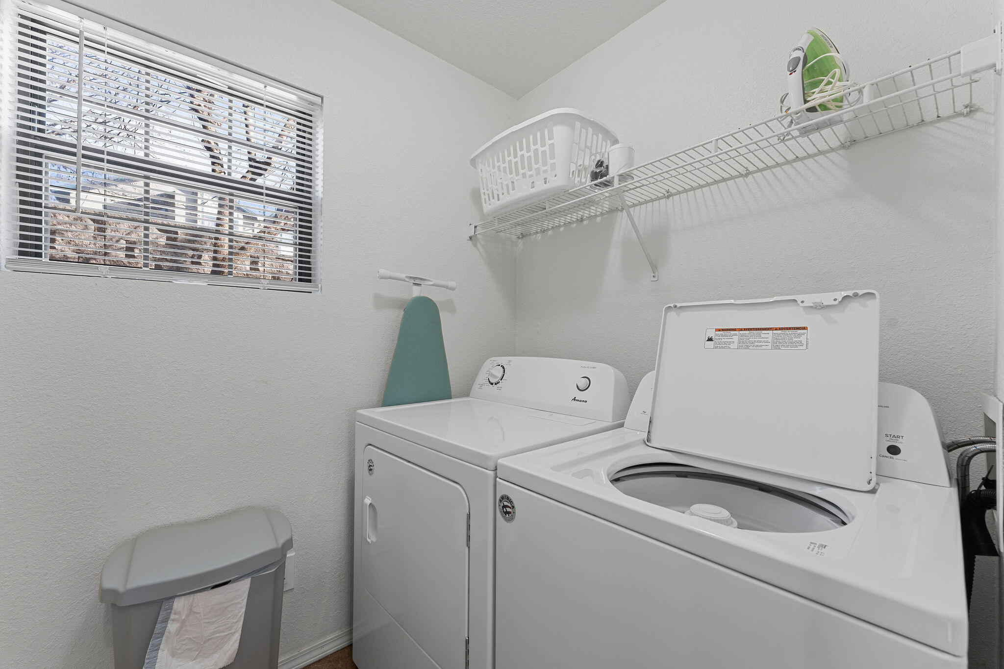 2700 Green Mountain Drive Property Photo 10