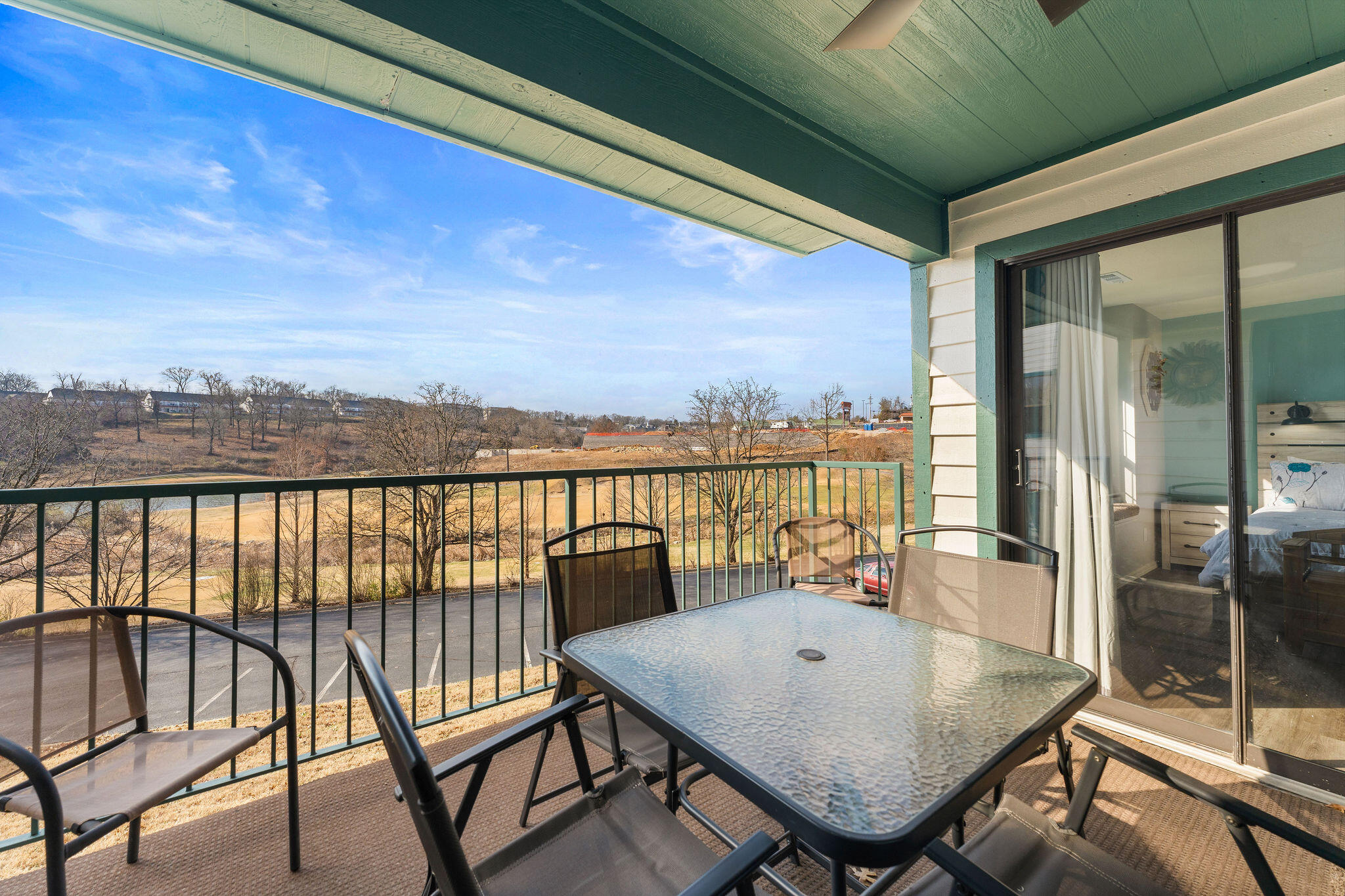 2700 Green Mountain Drive Property Photo 22