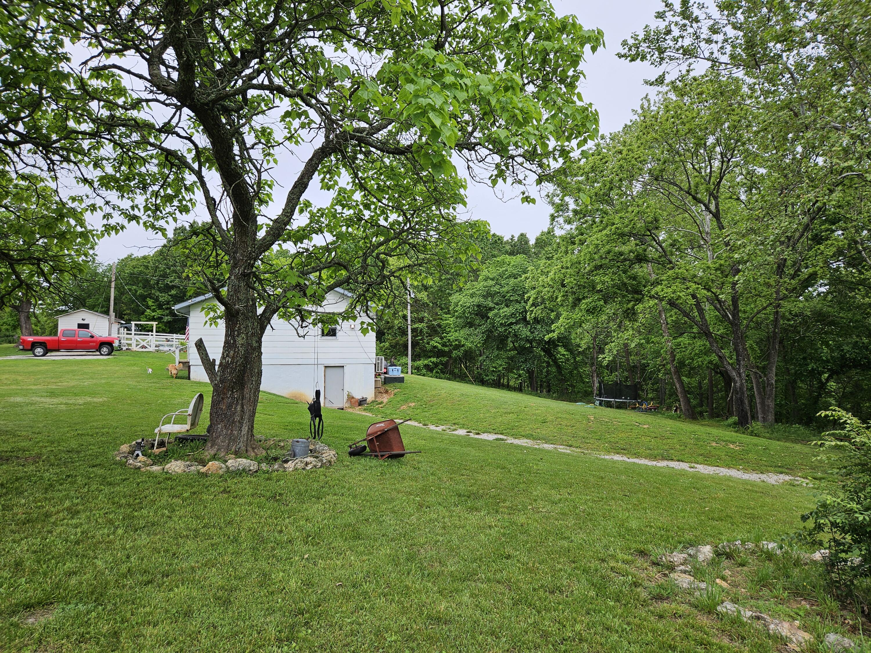 21525 State Highway P Property Photo 3