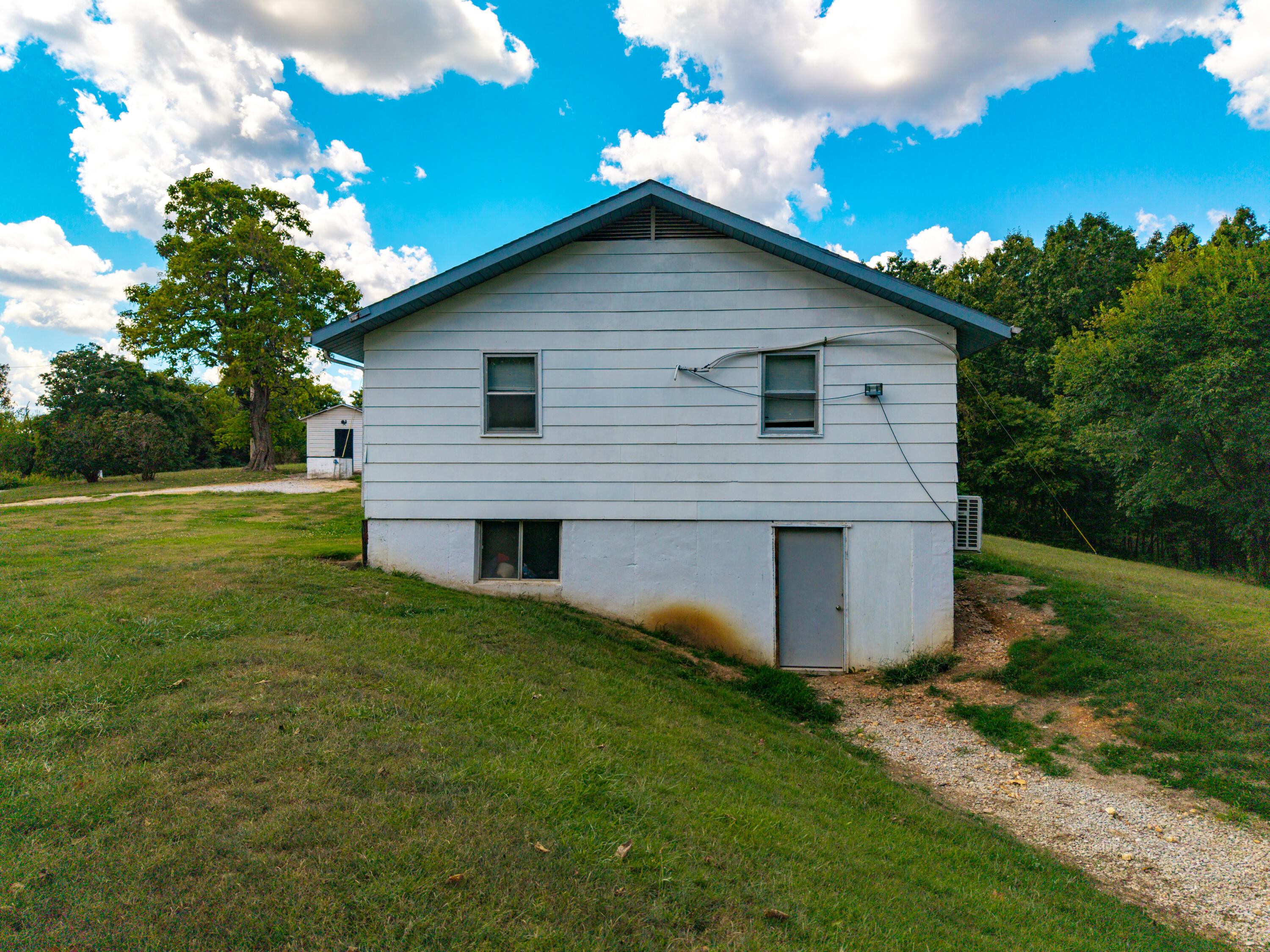 21525 State Highway P Property Photo 5