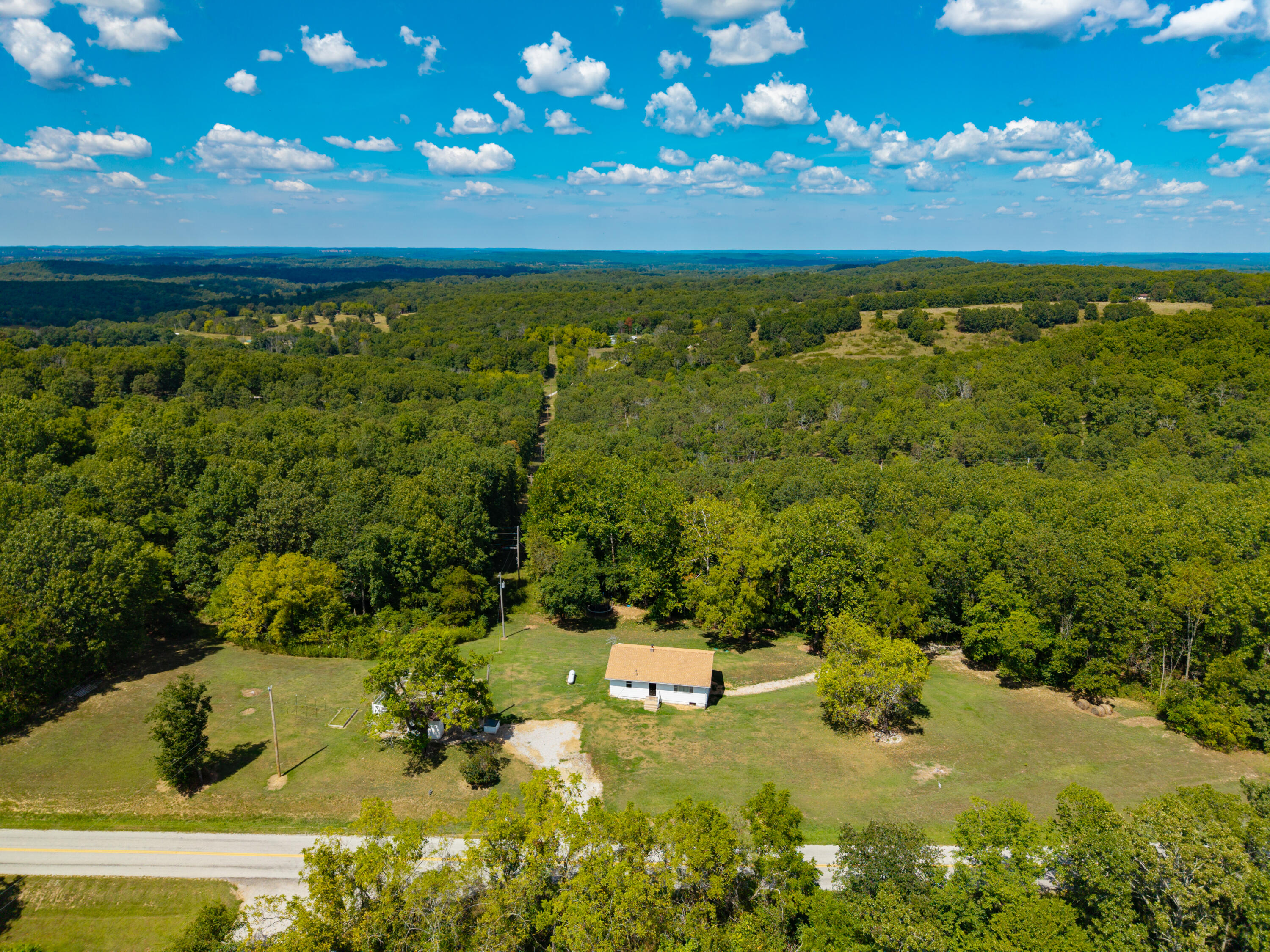 21525 State Highway P Property Photo 10