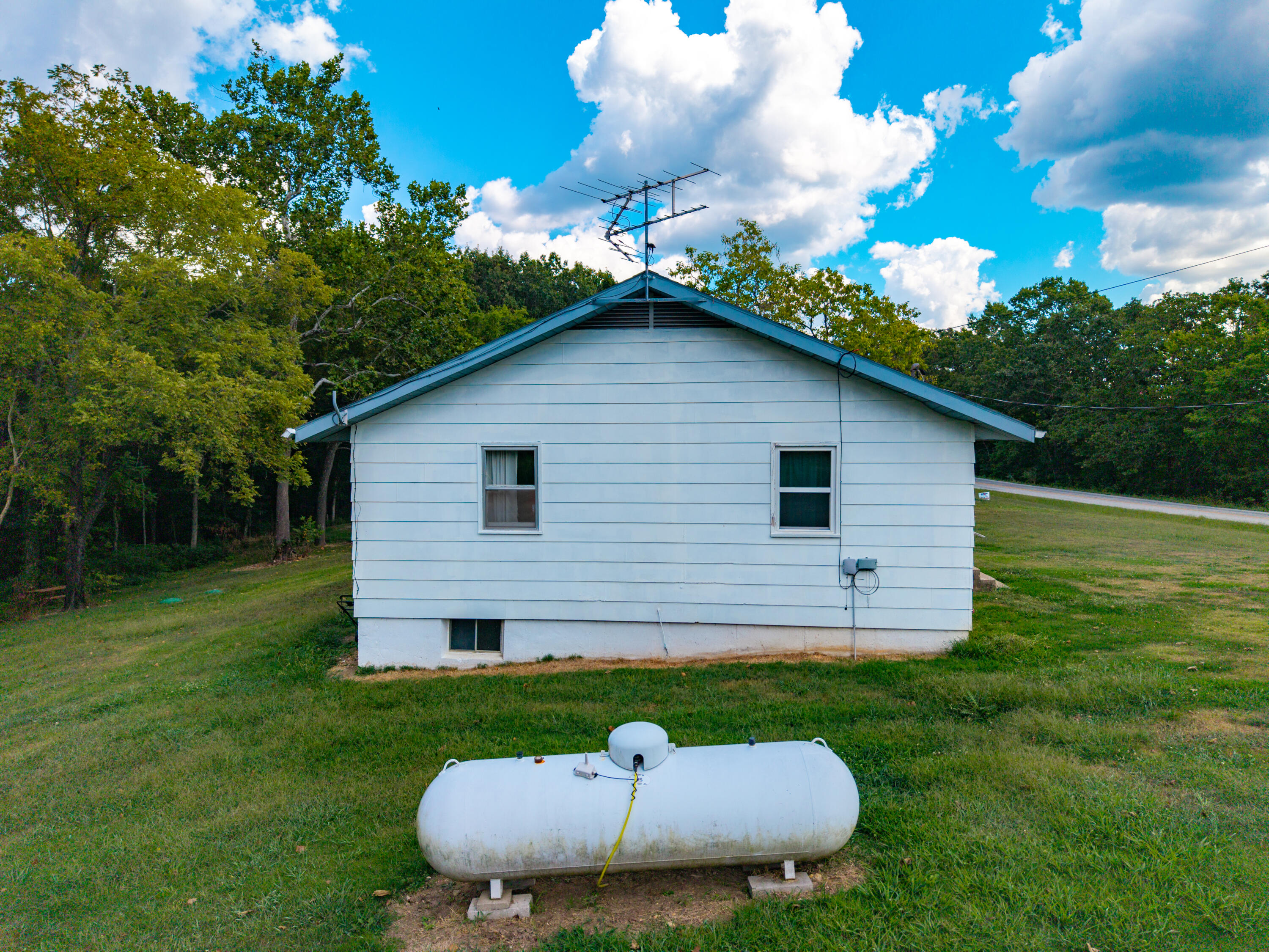 21525 State Highway P Property Photo 11