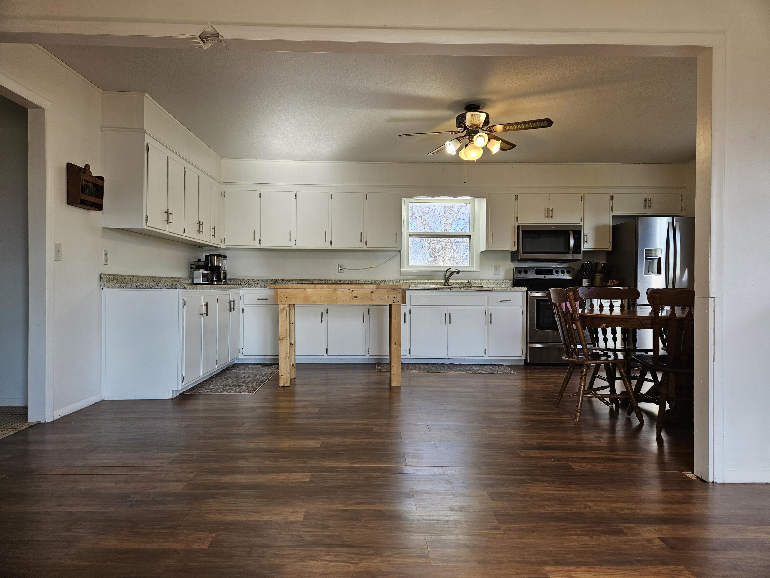 21525 State Highway P Property Photo 14