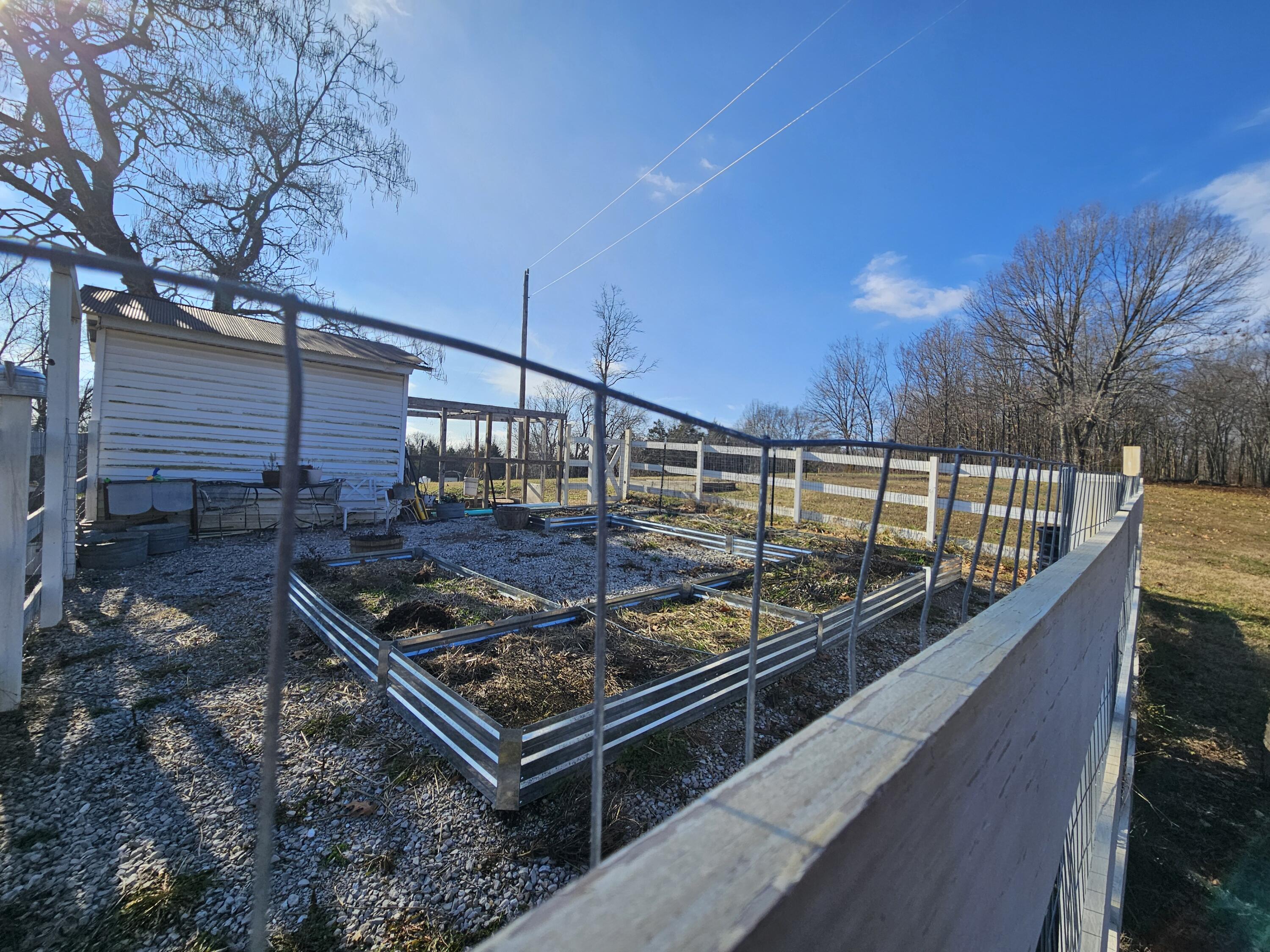 21525 State Highway P Property Photo 26