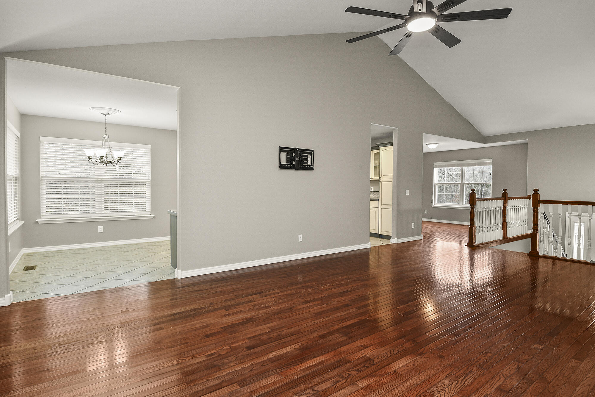 180 Hideaway Street Property Photo 7