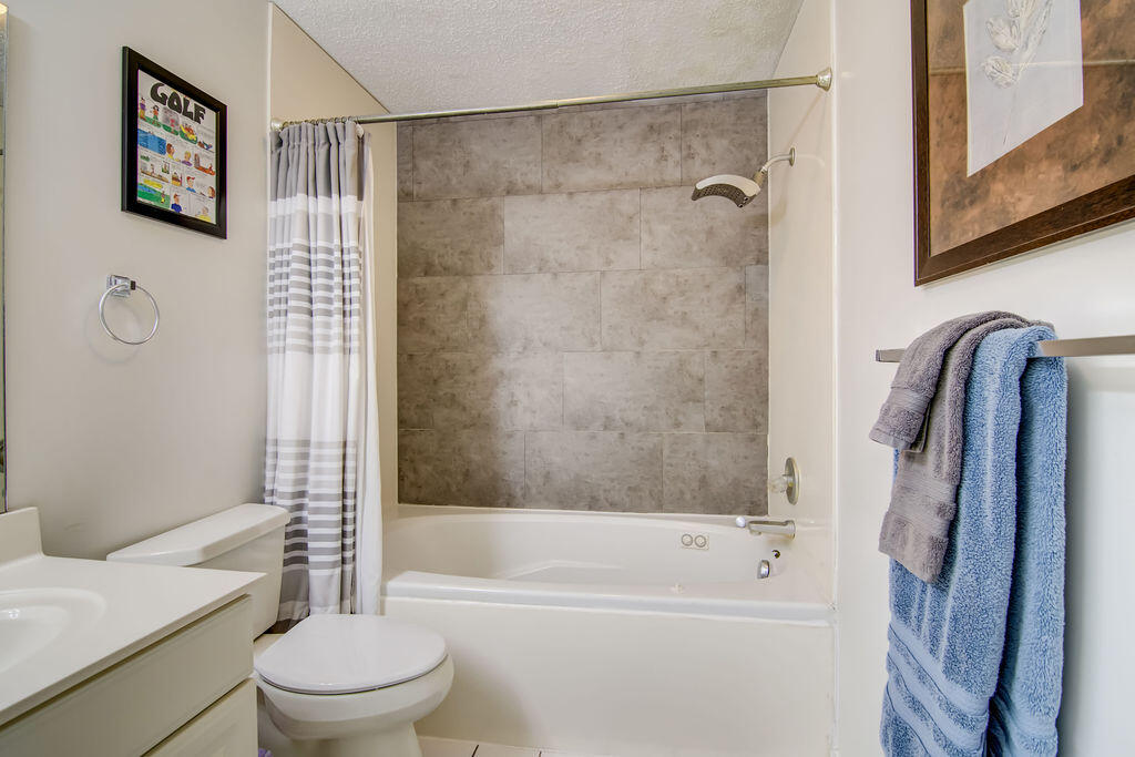 189 Avondale Drive Property Photo 24